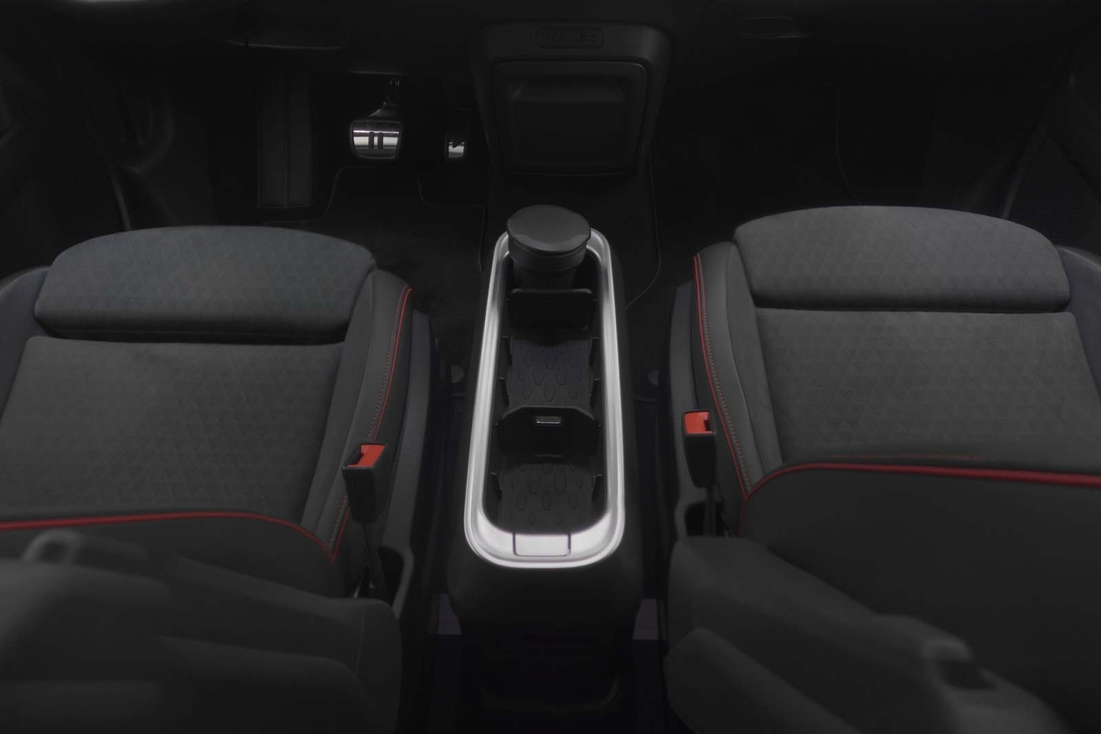 VW ID.Buzz LWB GTX 4 Motion-image-8