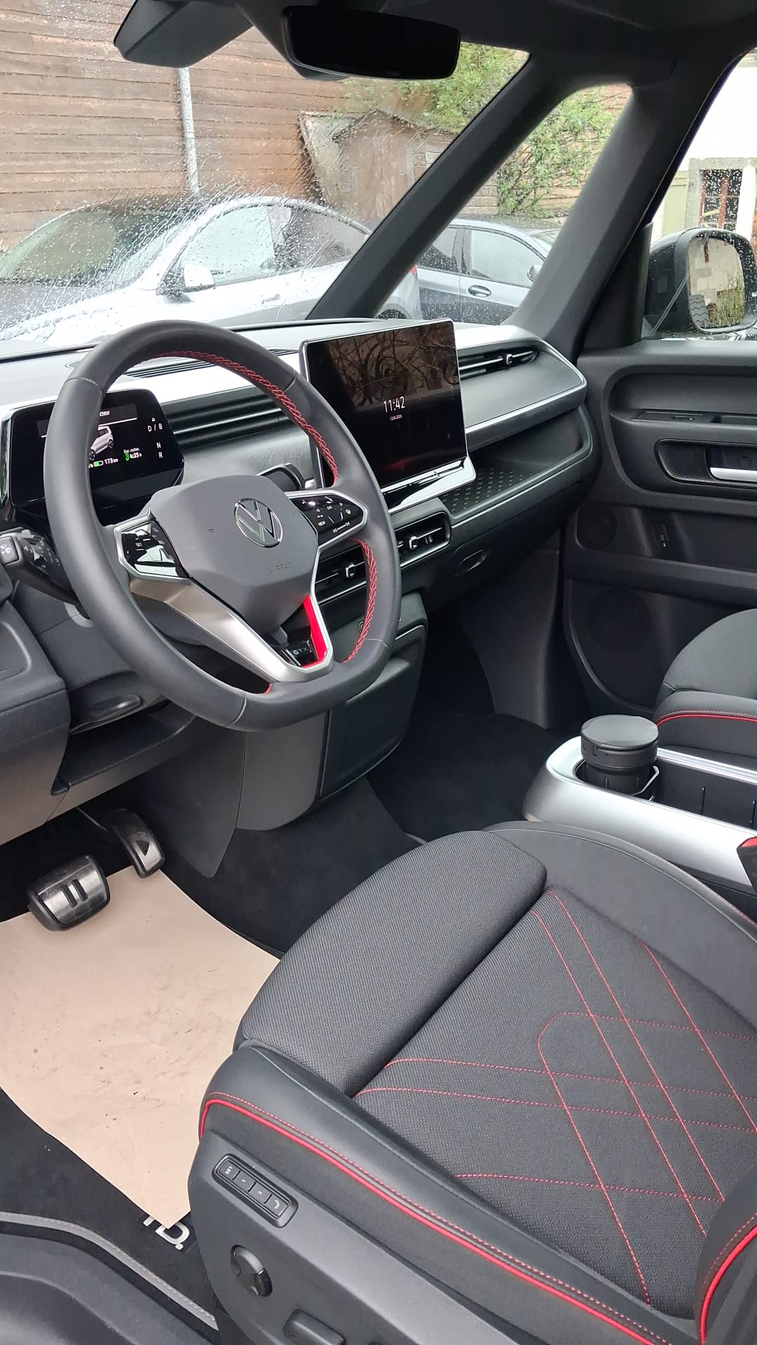 VW 91kWh GTX 4motion-image-2