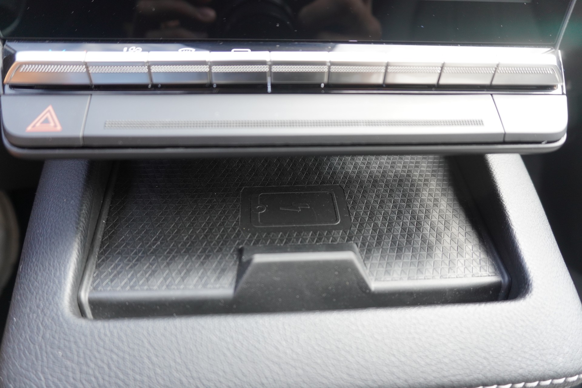 RENAULT Mégane E-TECH EV60 Iconic-image-16