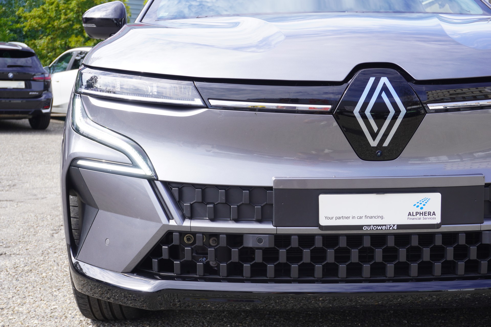 RENAULT Mégane E-TECH EV60 Iconic-image-41