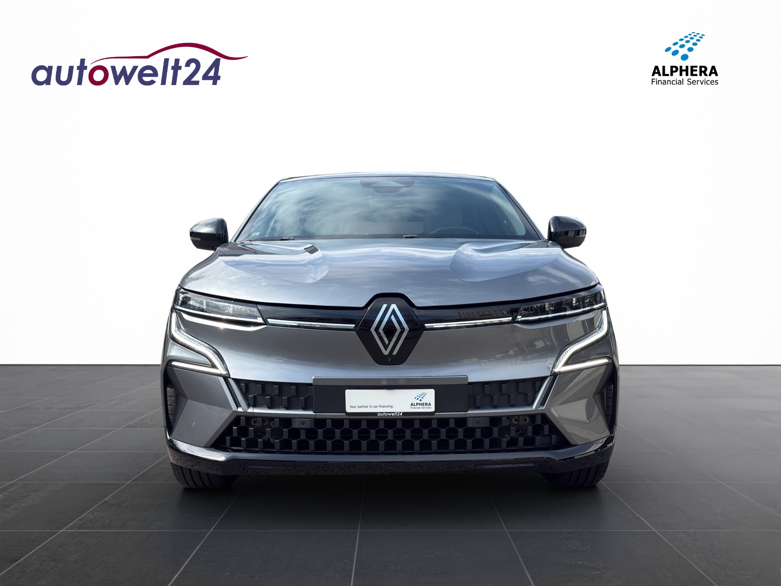 RENAULT Mégane E-TECH EV60 Iconic-showroom-element-1