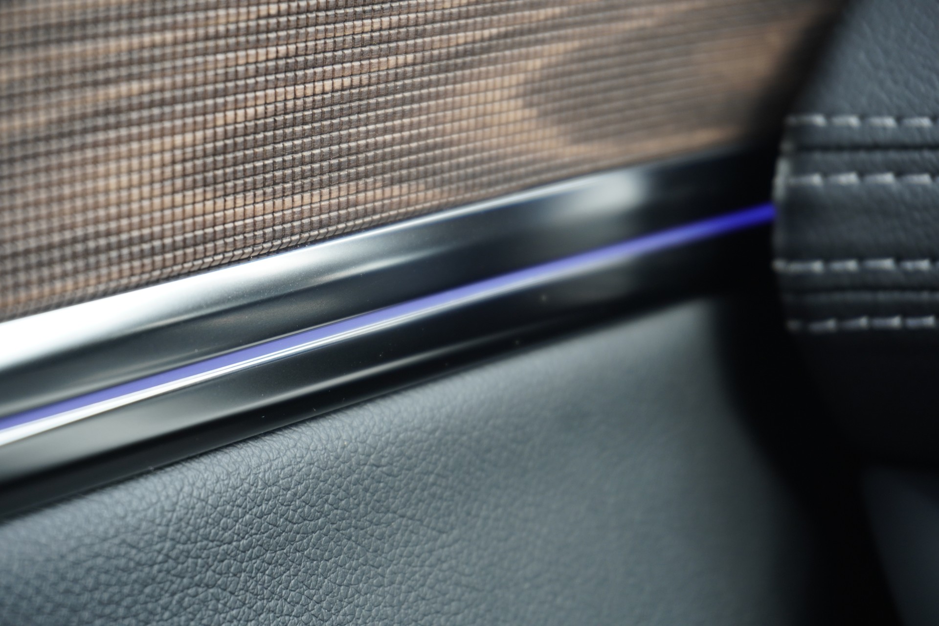 RENAULT Mégane E-TECH EV60 Iconic-image-36