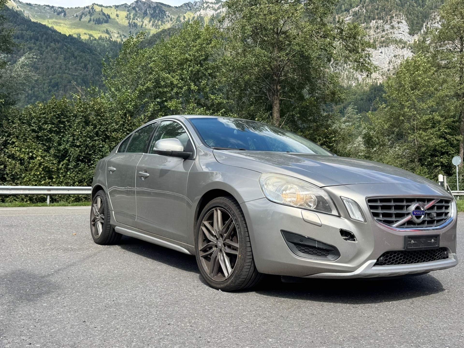 VOLVO S60 D5 AWD Kinetic Geartronic