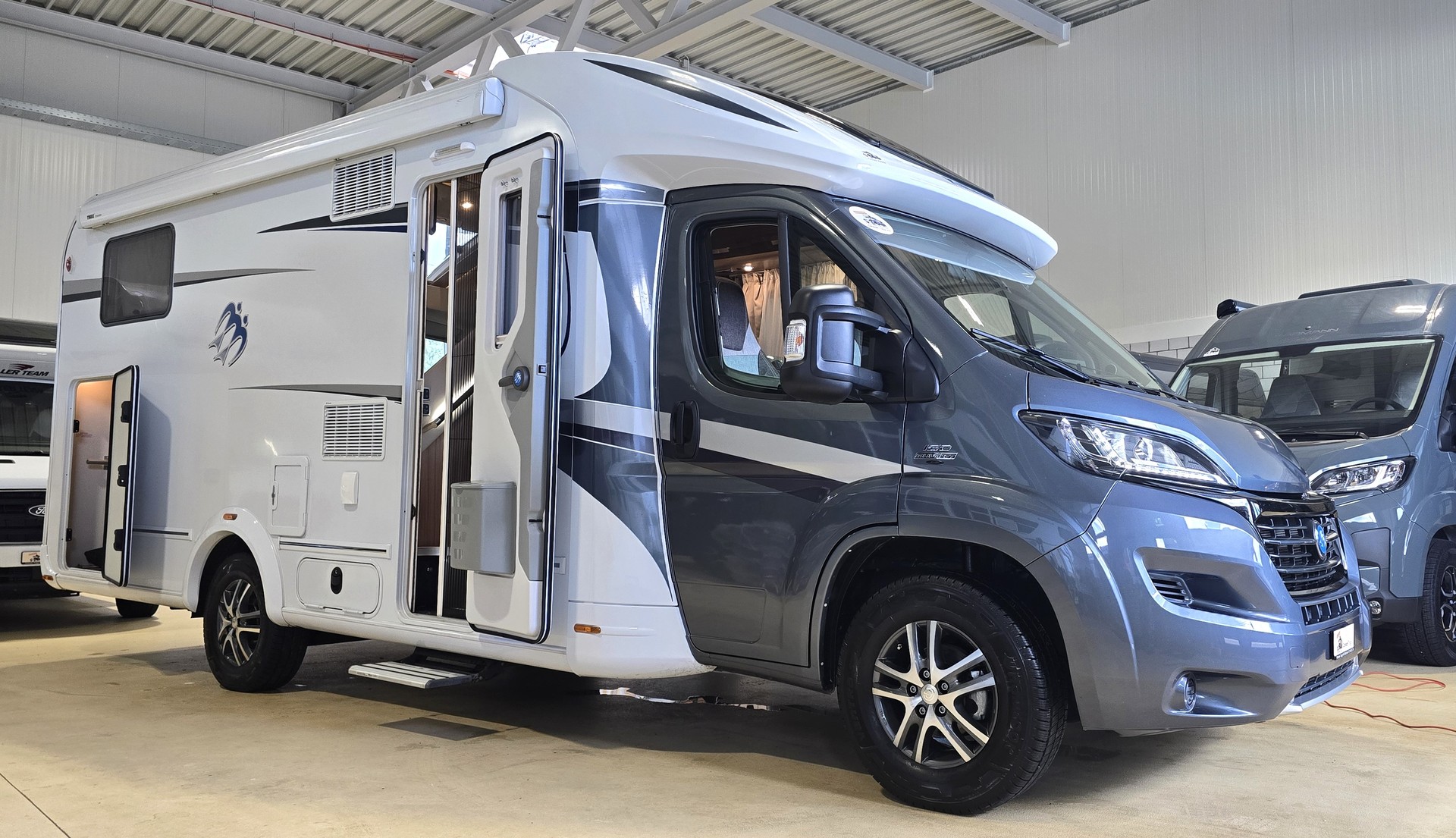 KNAUS SUN TI 700 MEG, Fiat Ducato 2.3MJT 150PS-image-1