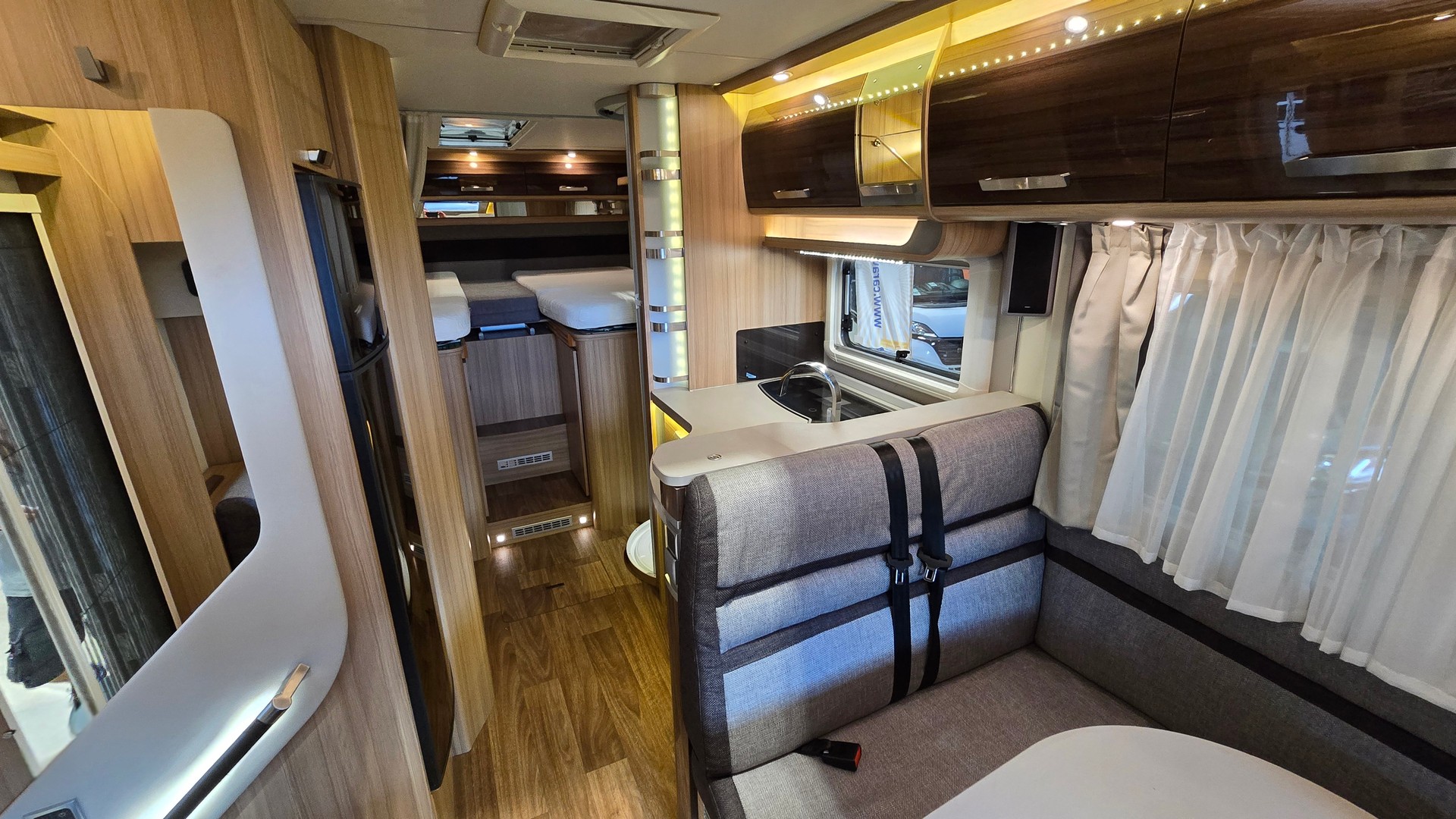 KNAUS SUN TI 700 MEG, Fiat Ducato 2.3MJT 150PS-image-7