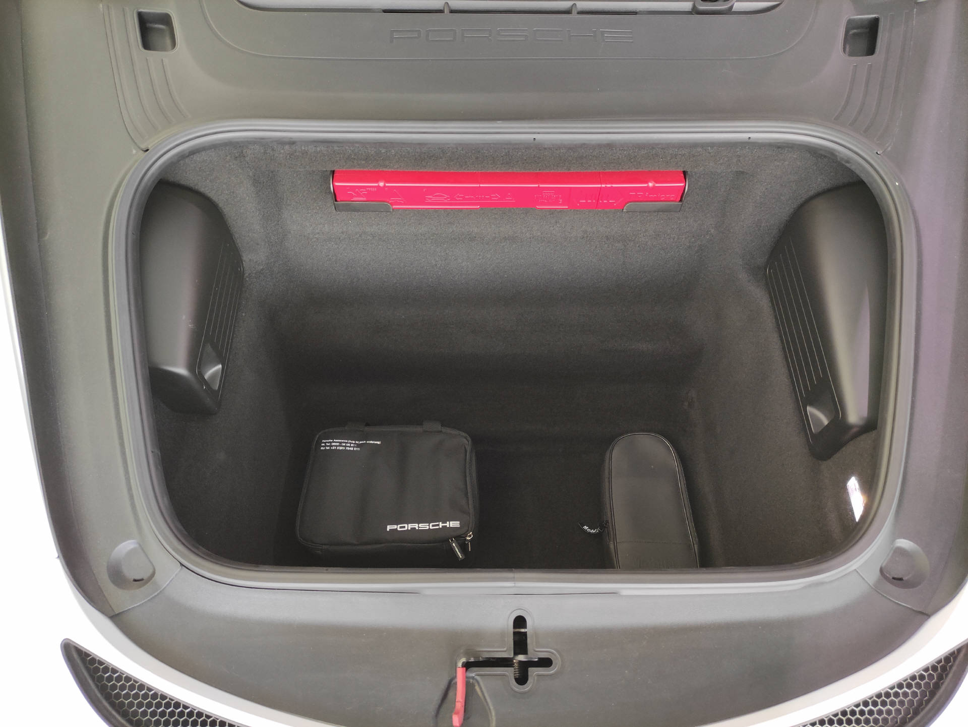 PORSCHE Boxster 718 4.0 Spyder-image-2