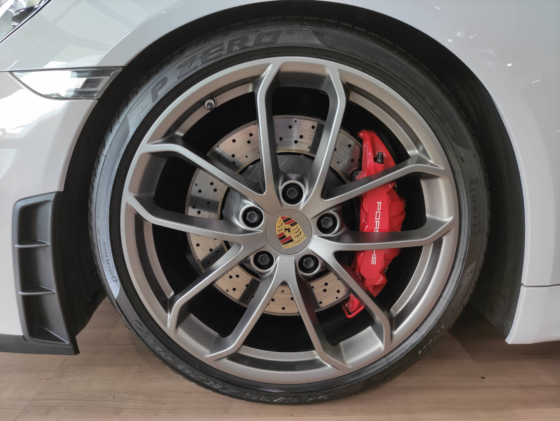 PORSCHE Boxster 718 4.0 Spyder-image-3