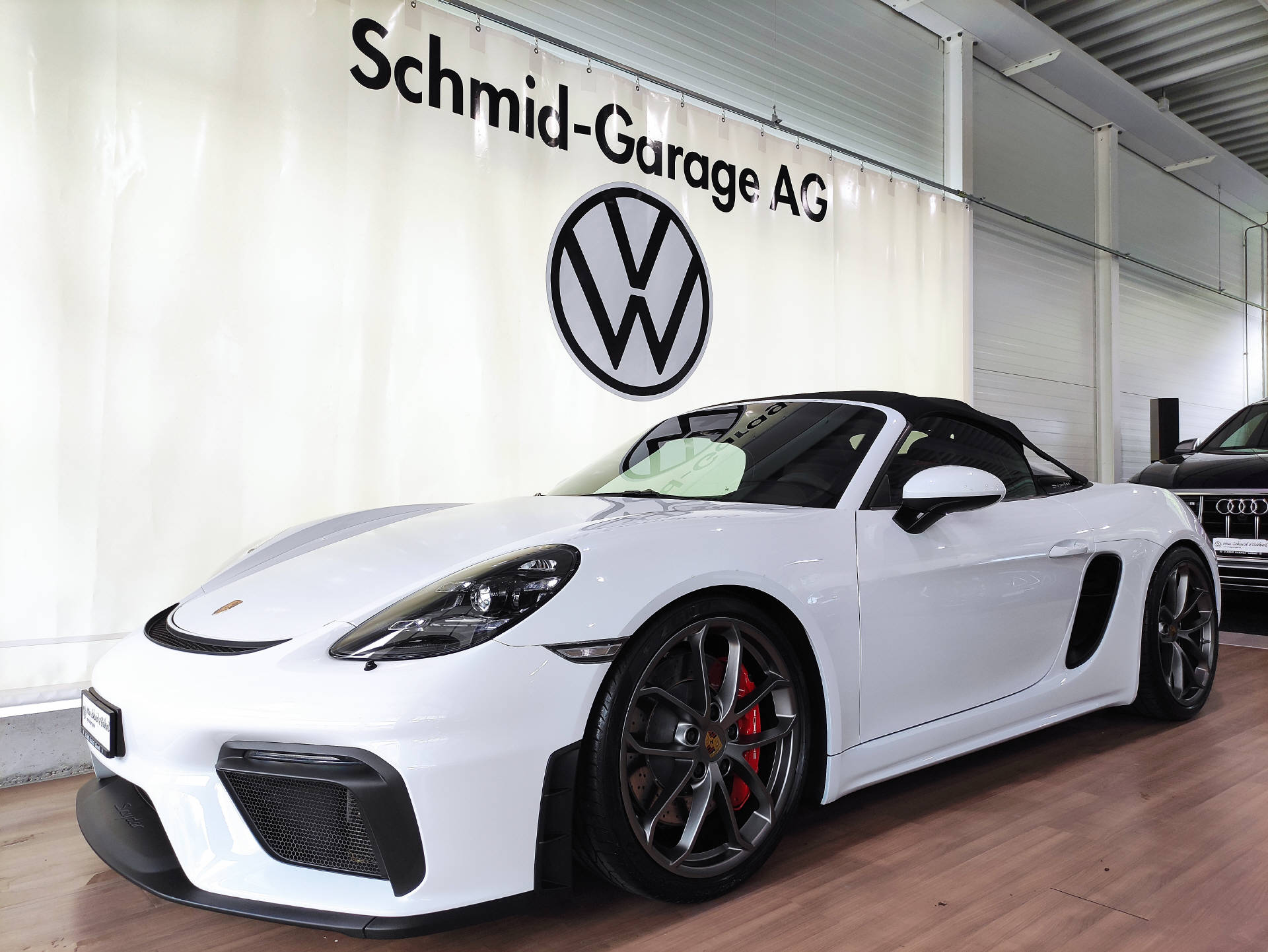 PORSCHE Boxster 718 4.0 Spyder-image-17
