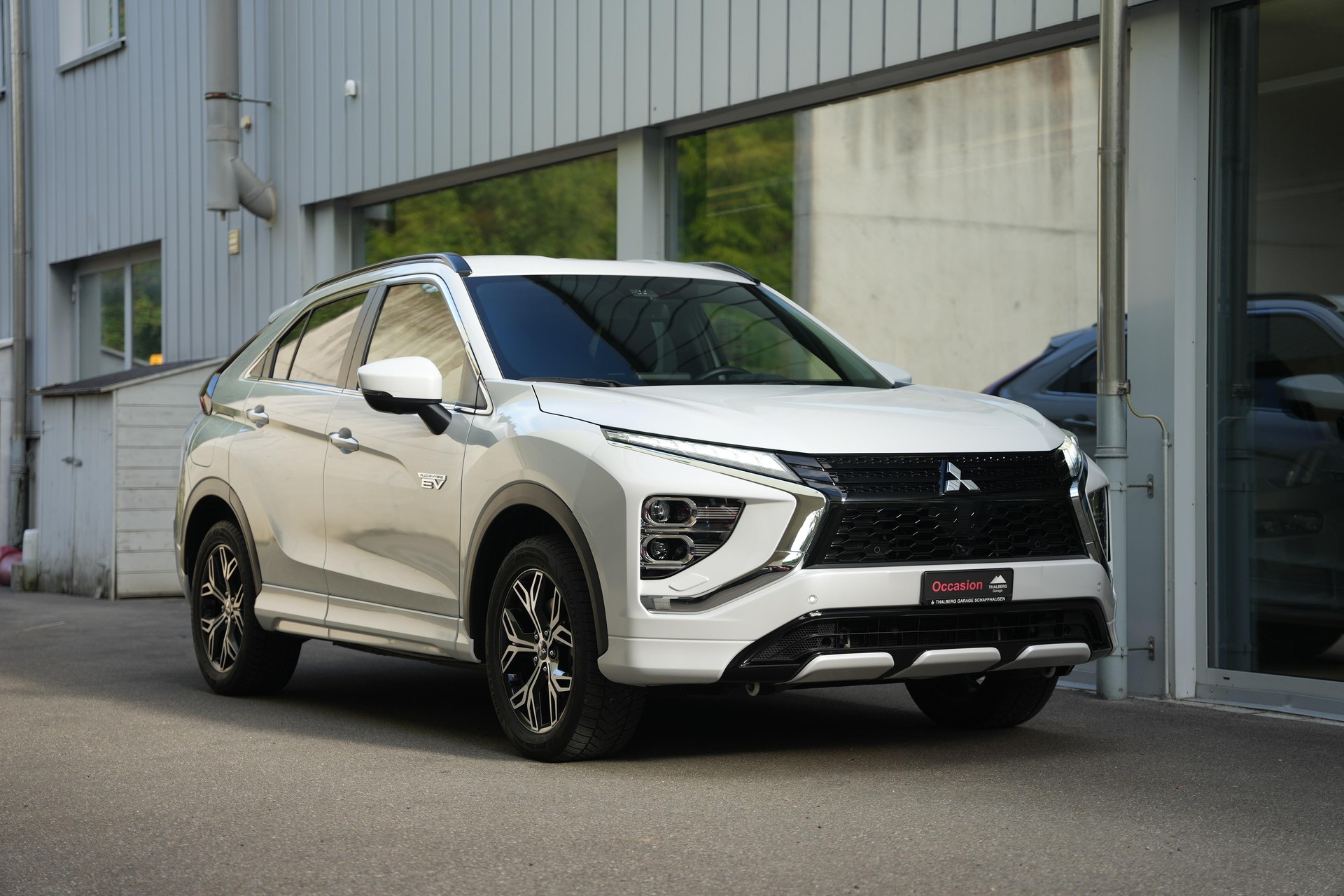 MITSUBISHI Eclipse Cross 2.4 PHEV Instyle 4x4-image-0