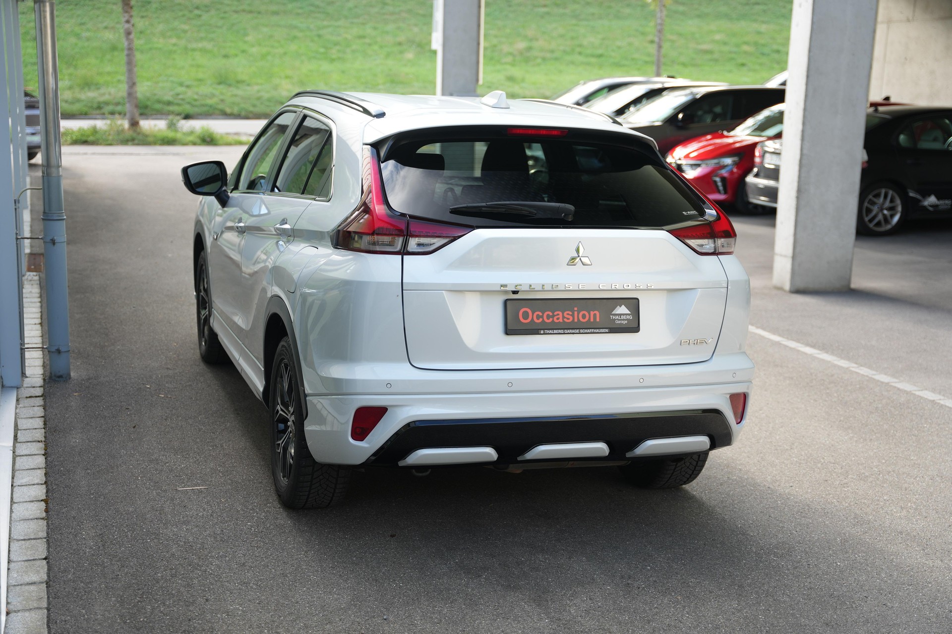 MITSUBISHI Eclipse Cross 2.4 PHEV Instyle 4x4-image-3