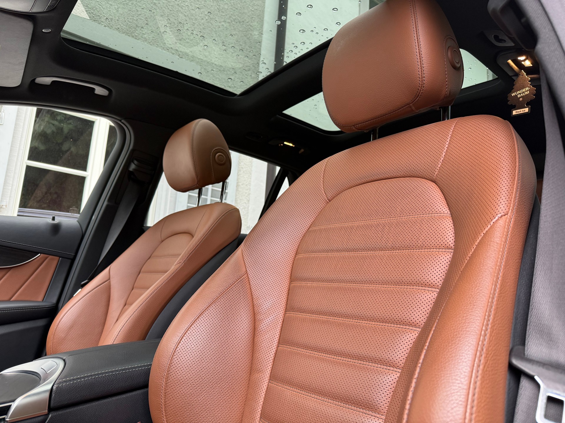 MERCEDES-BENZ GLC 400 d 4Matic AMG Line 9G-Tronic-image-13