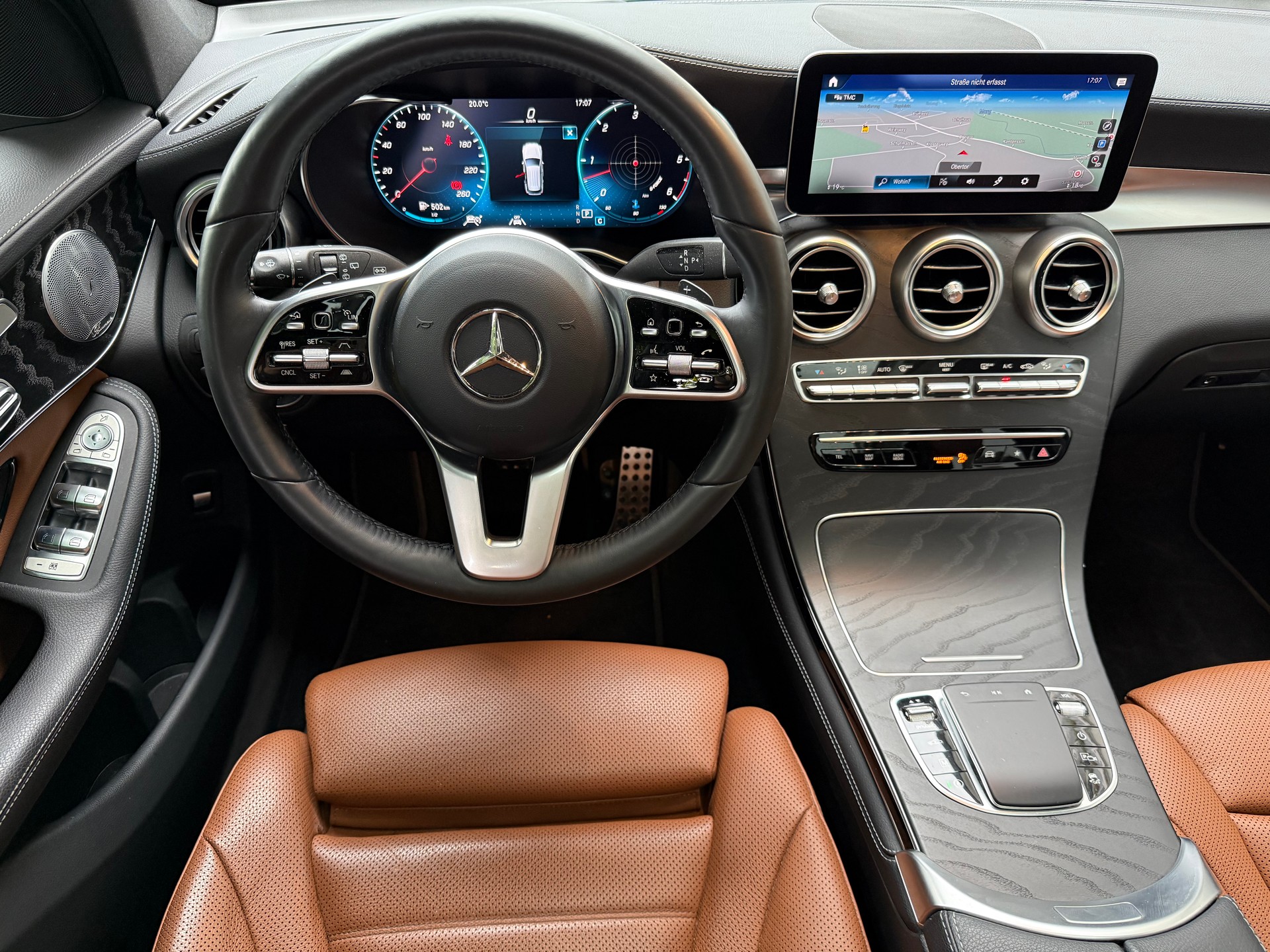 MERCEDES-BENZ GLC 400 d 4Matic AMG Line 9G-Tronic-image-6