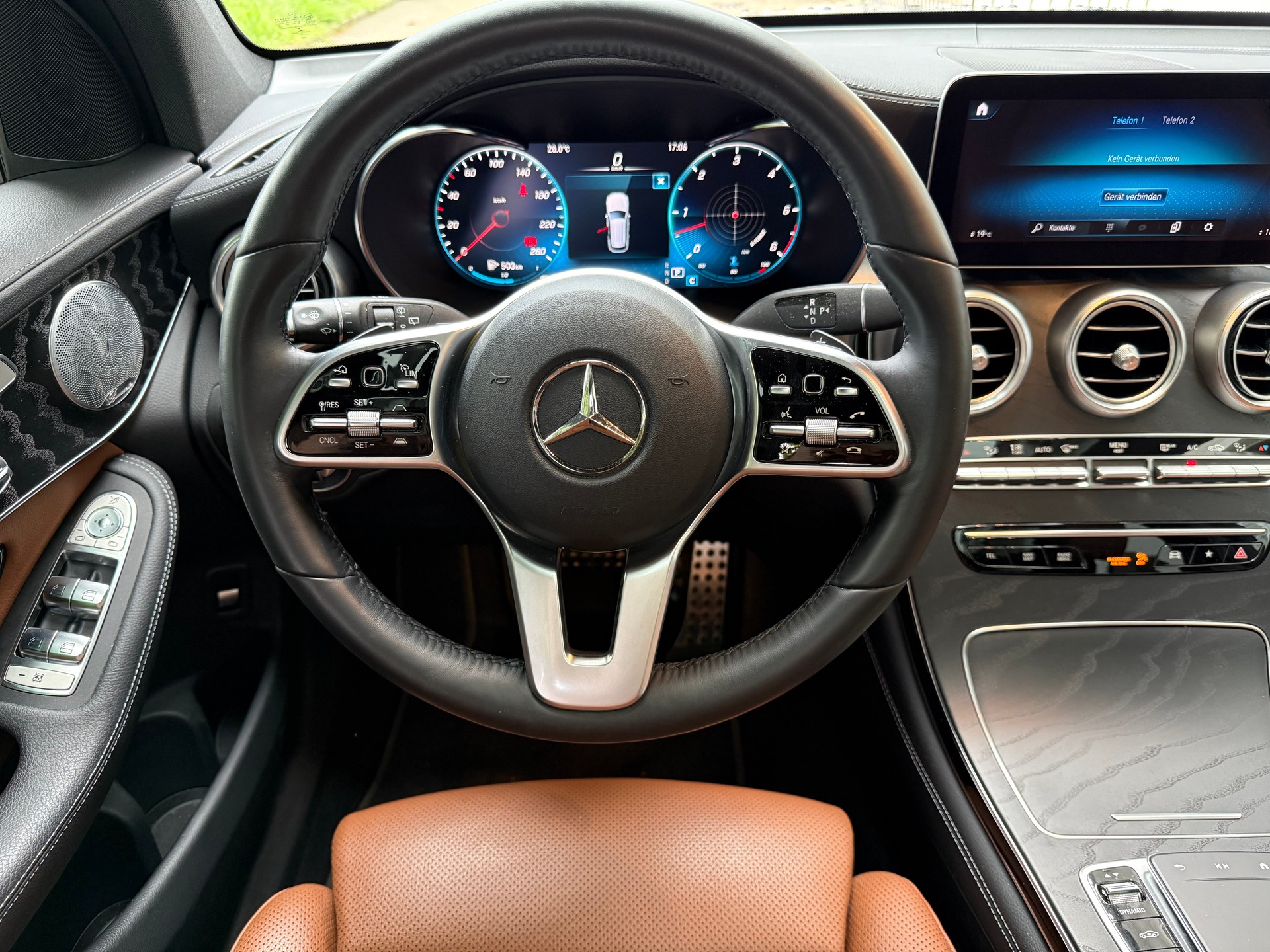 MERCEDES-BENZ GLC 400 d 4Matic AMG Line 9G-Tronic-image-7