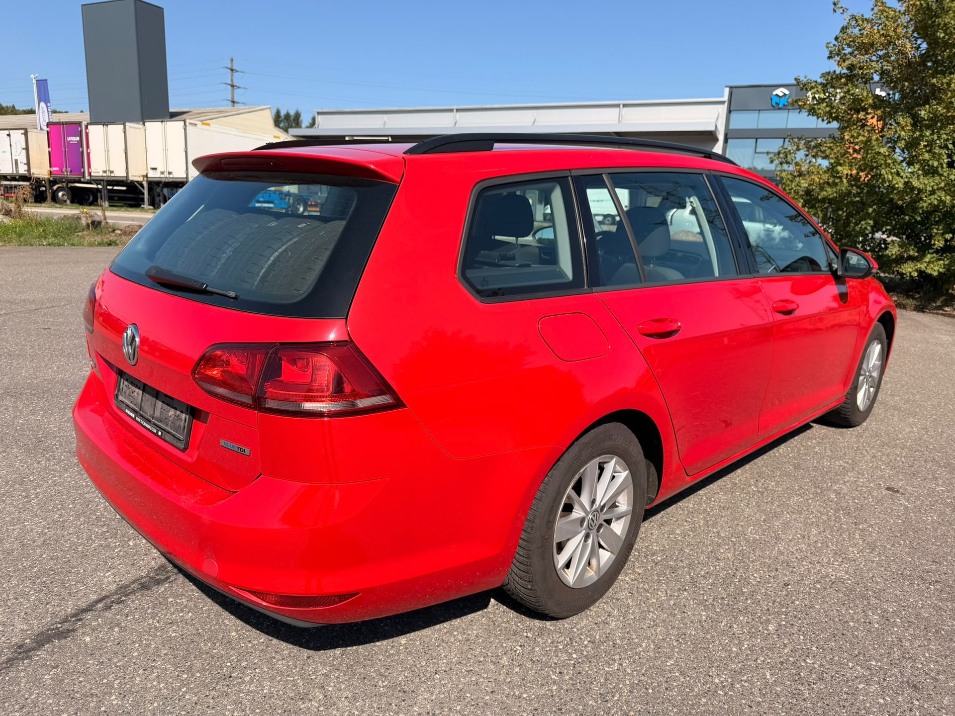VW Golf Variant 1.6 TDI Comfortline-image-3