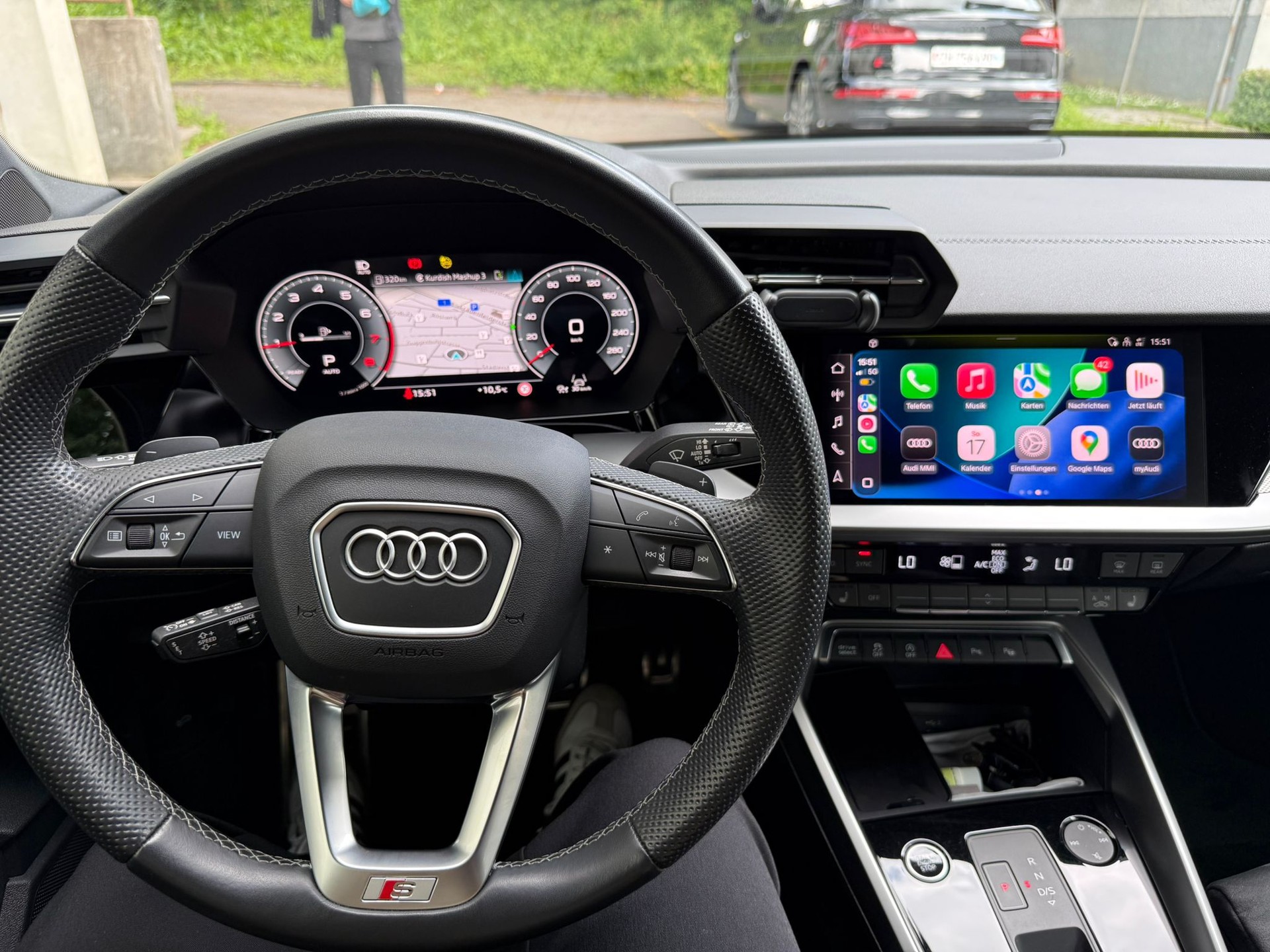 AUDI 1.5 35 TFSI S Line Attraction S-Tronic-image-4