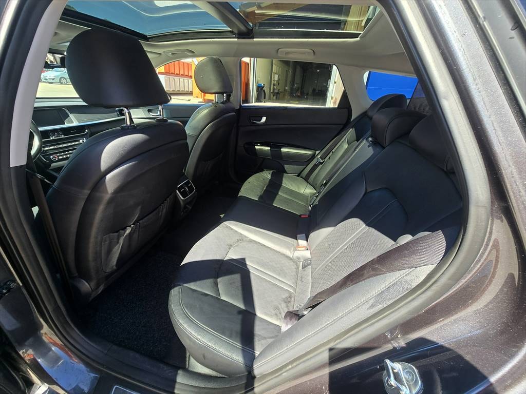 KIA Optima SW 2.0 T-GDI Plug-in Hybrid Automat-image-9