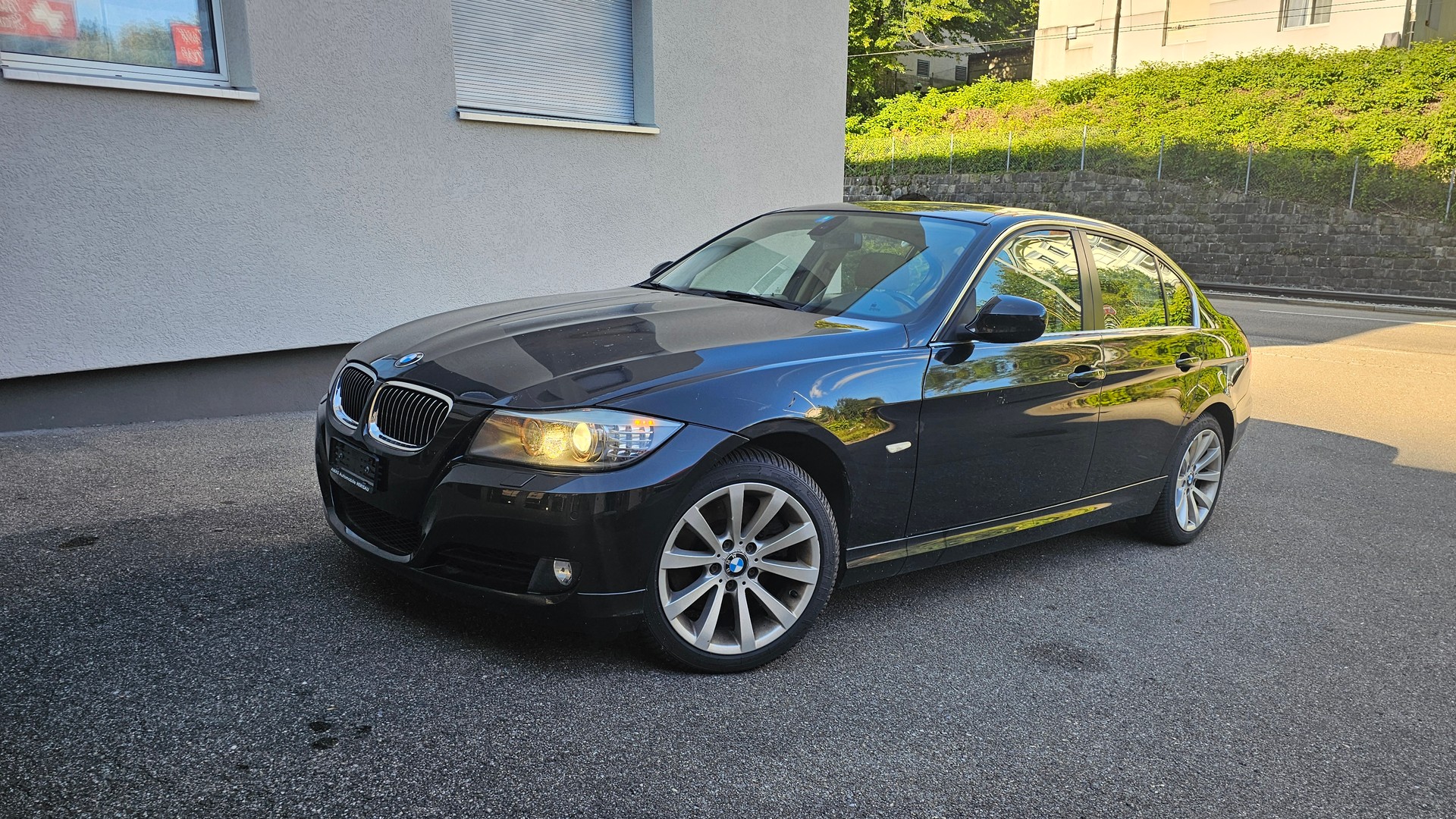 BMW 330d xDrive Steptronic-image-2