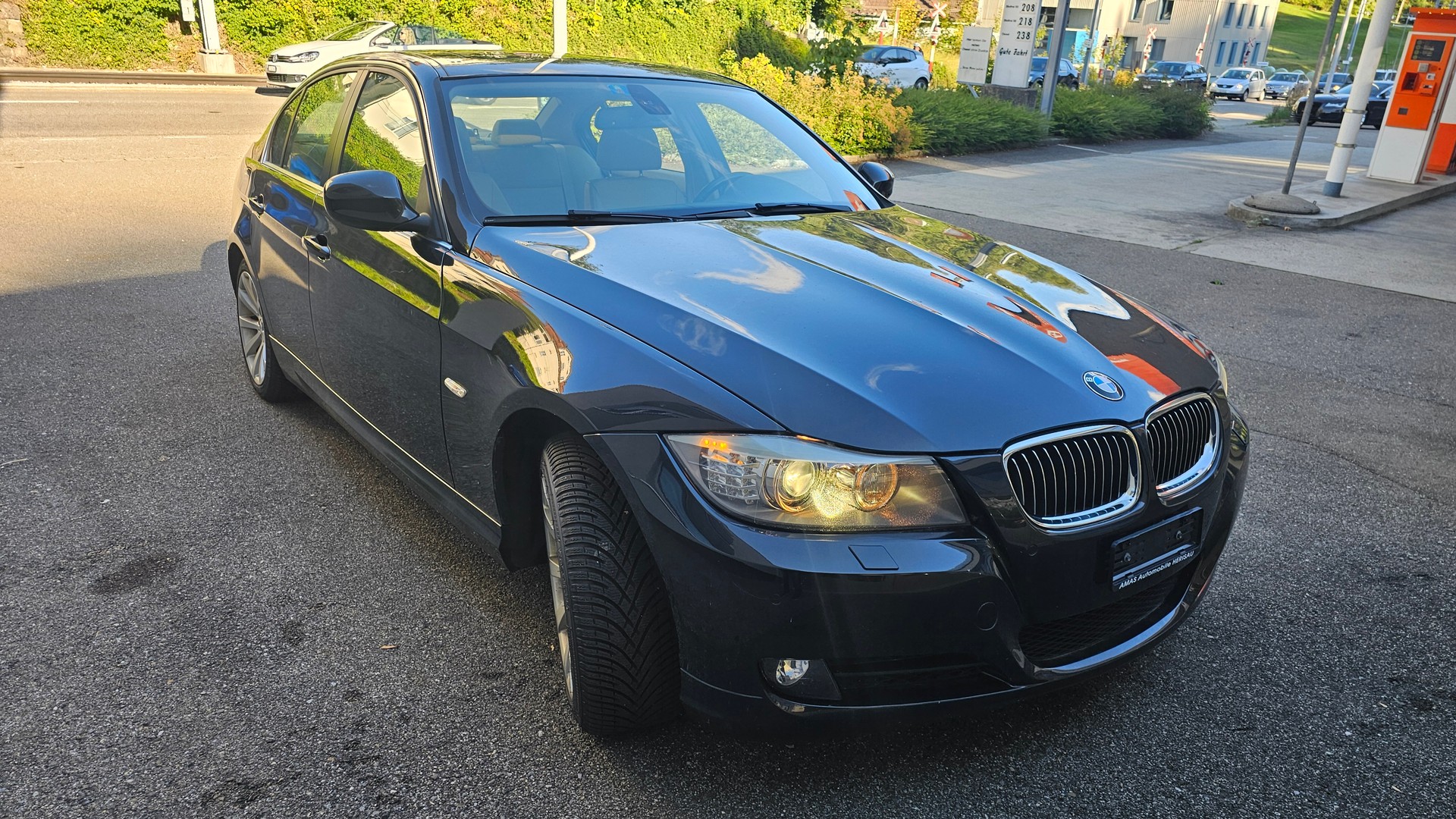 BMW 330d xDrive Steptronic-image-1