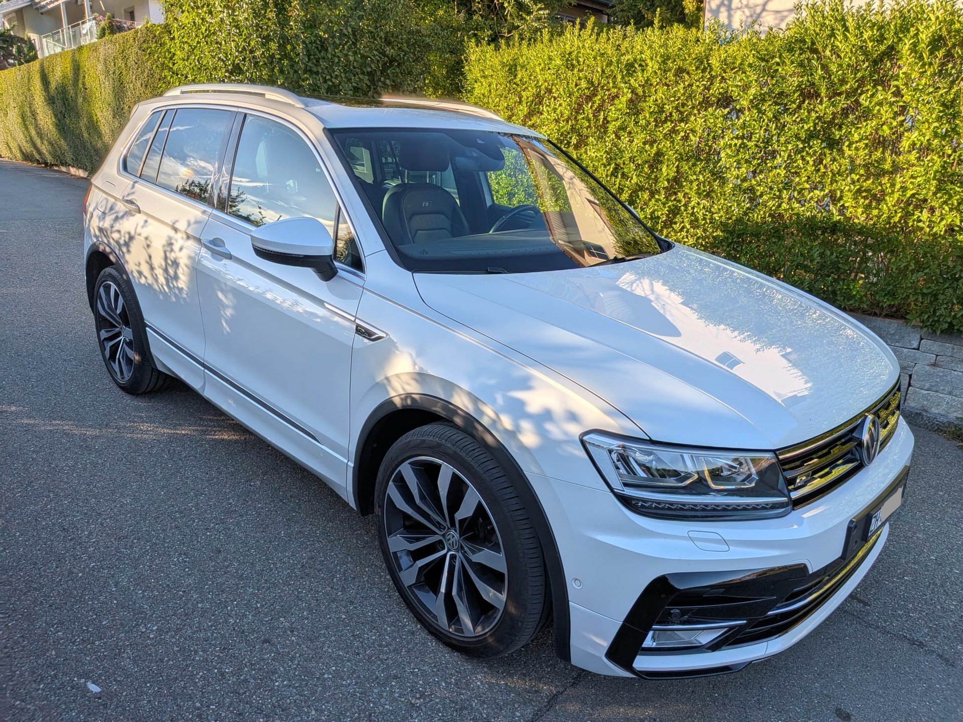 VW VW Tiguan 2.0D 4M-image-0