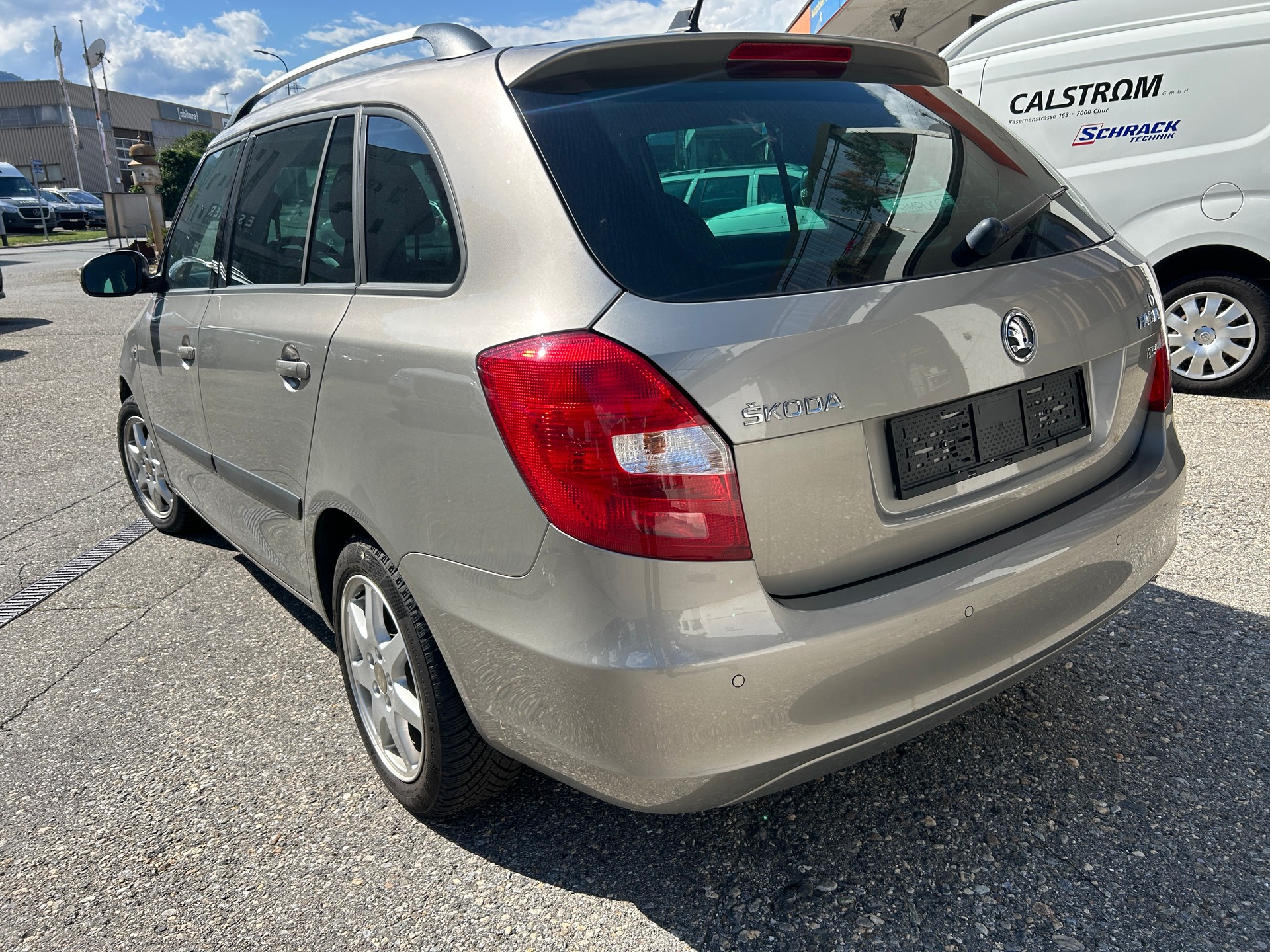 SKODA Fabia 1.2 TSI Elegance DSG-image-3
