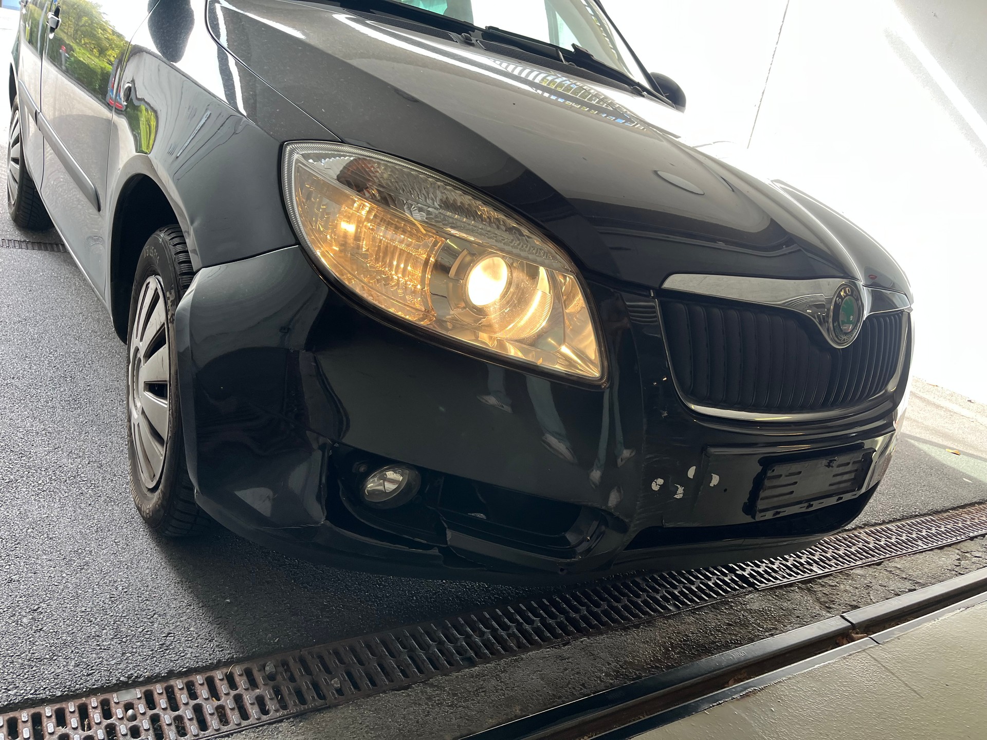 SKODA Fabia 1.6 Classic Tiptronic-image-1