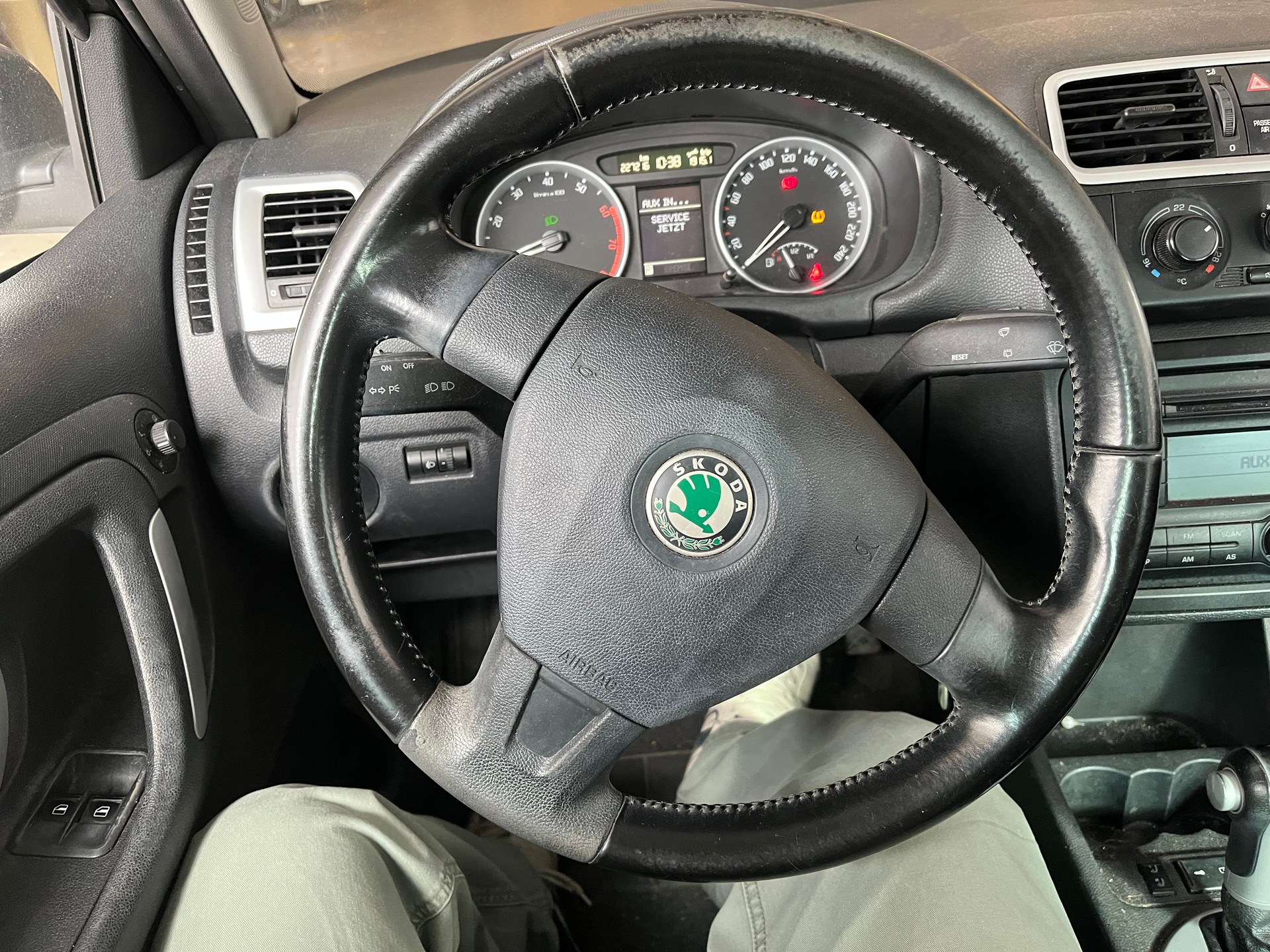 SKODA Fabia 1.6 Classic Tiptronic-image-7