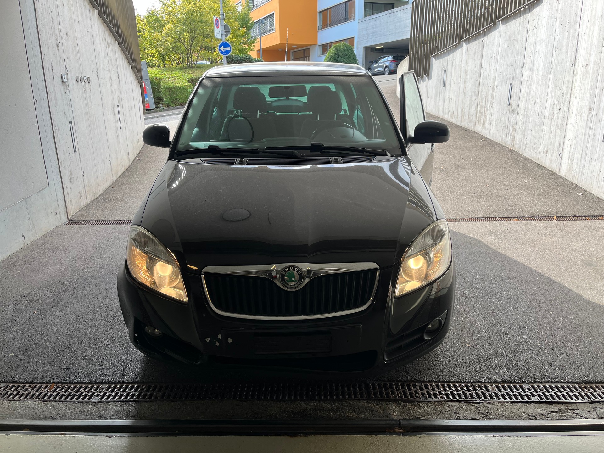 SKODA Fabia 1.6 Classic Tiptronic-image-0