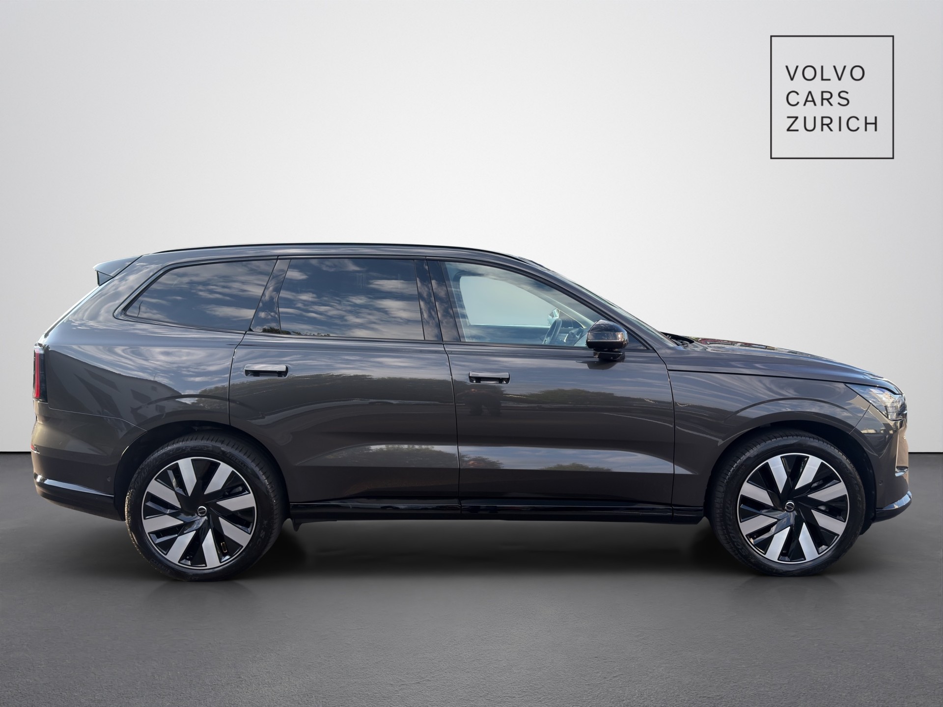 VOLVO EX90 Twin Ultra AWD-image-3