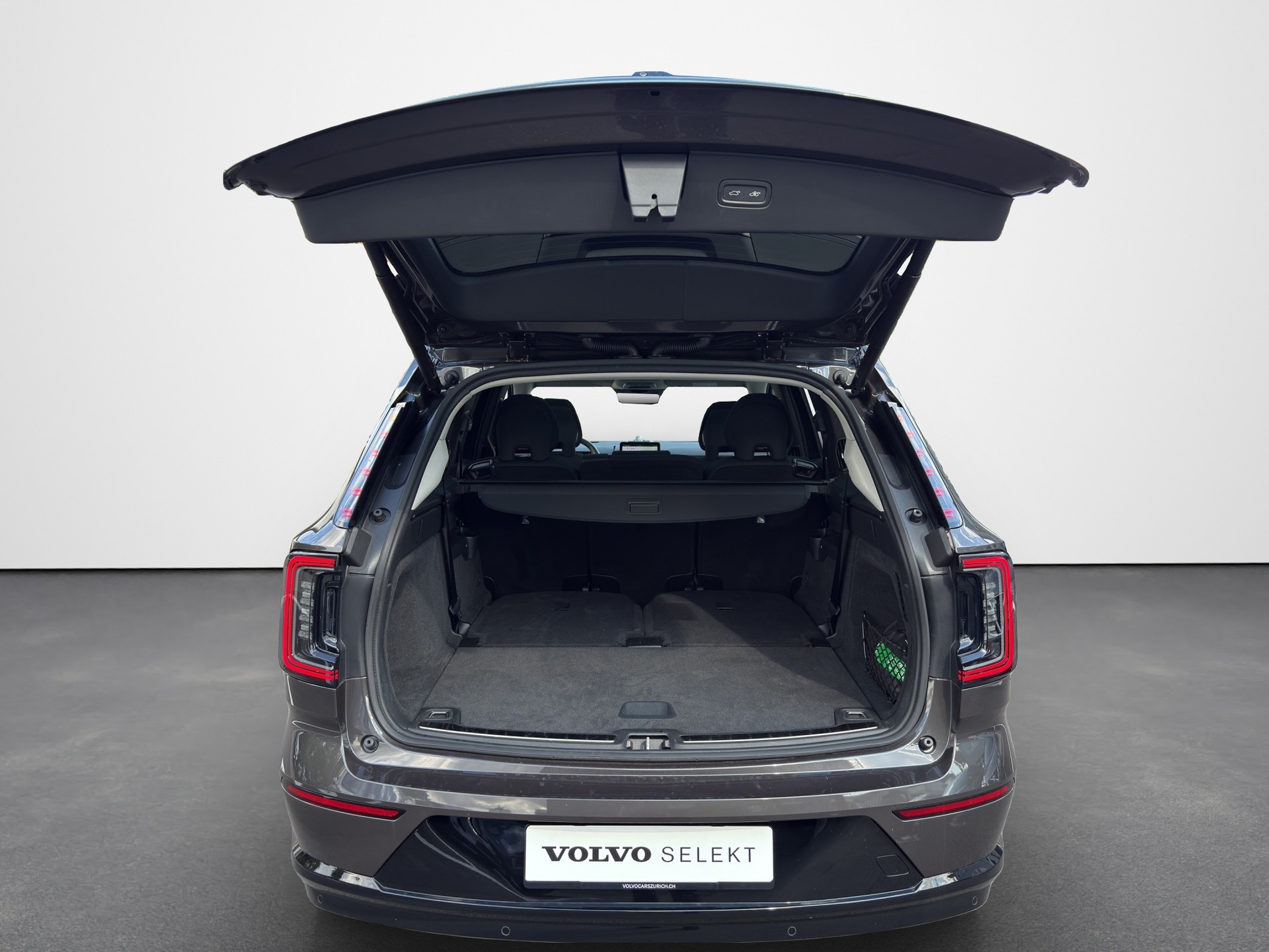 VOLVO EX90 Twin Ultra AWD-image-14