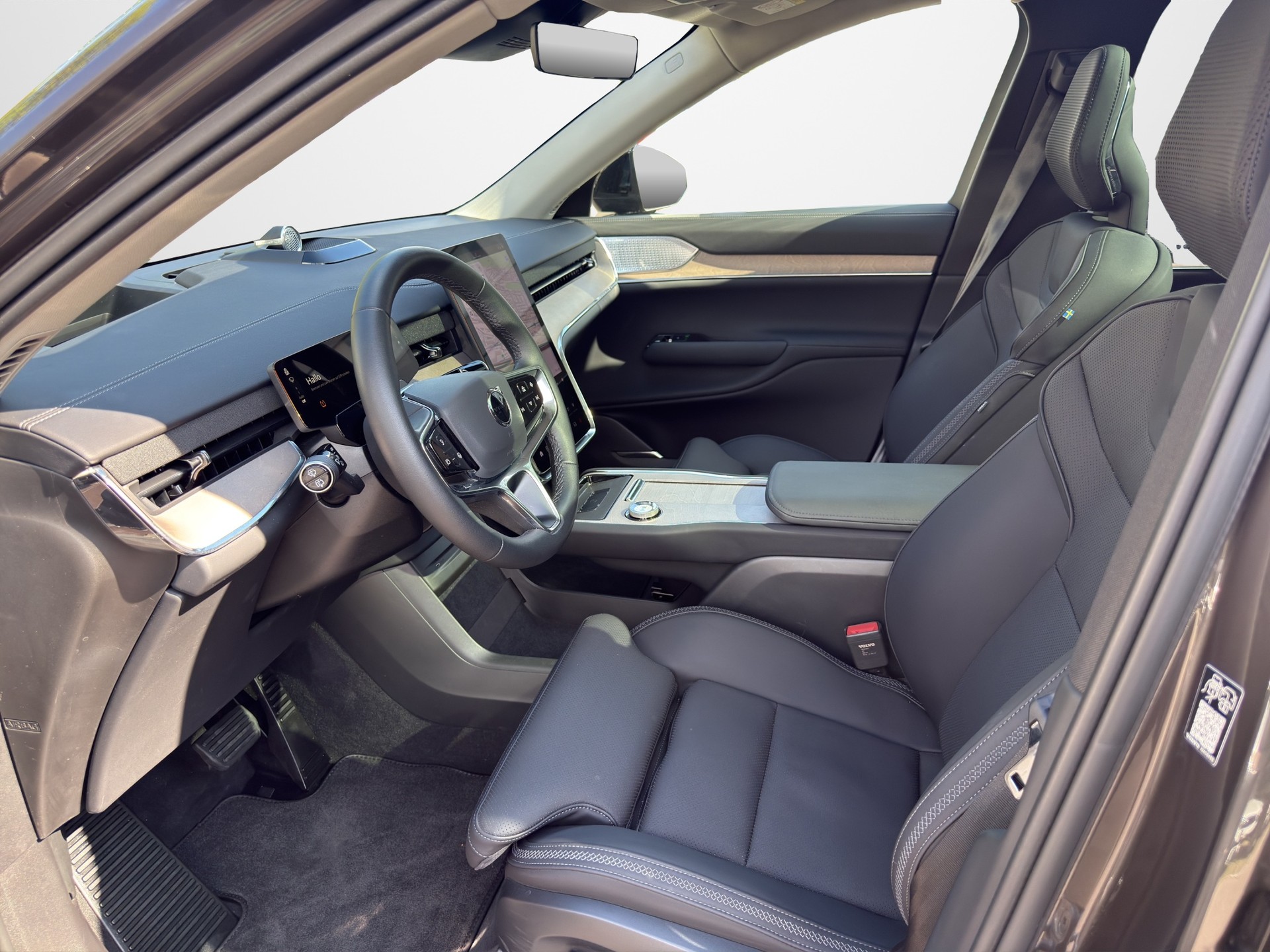 VOLVO EX90 Twin Ultra AWD-image-7