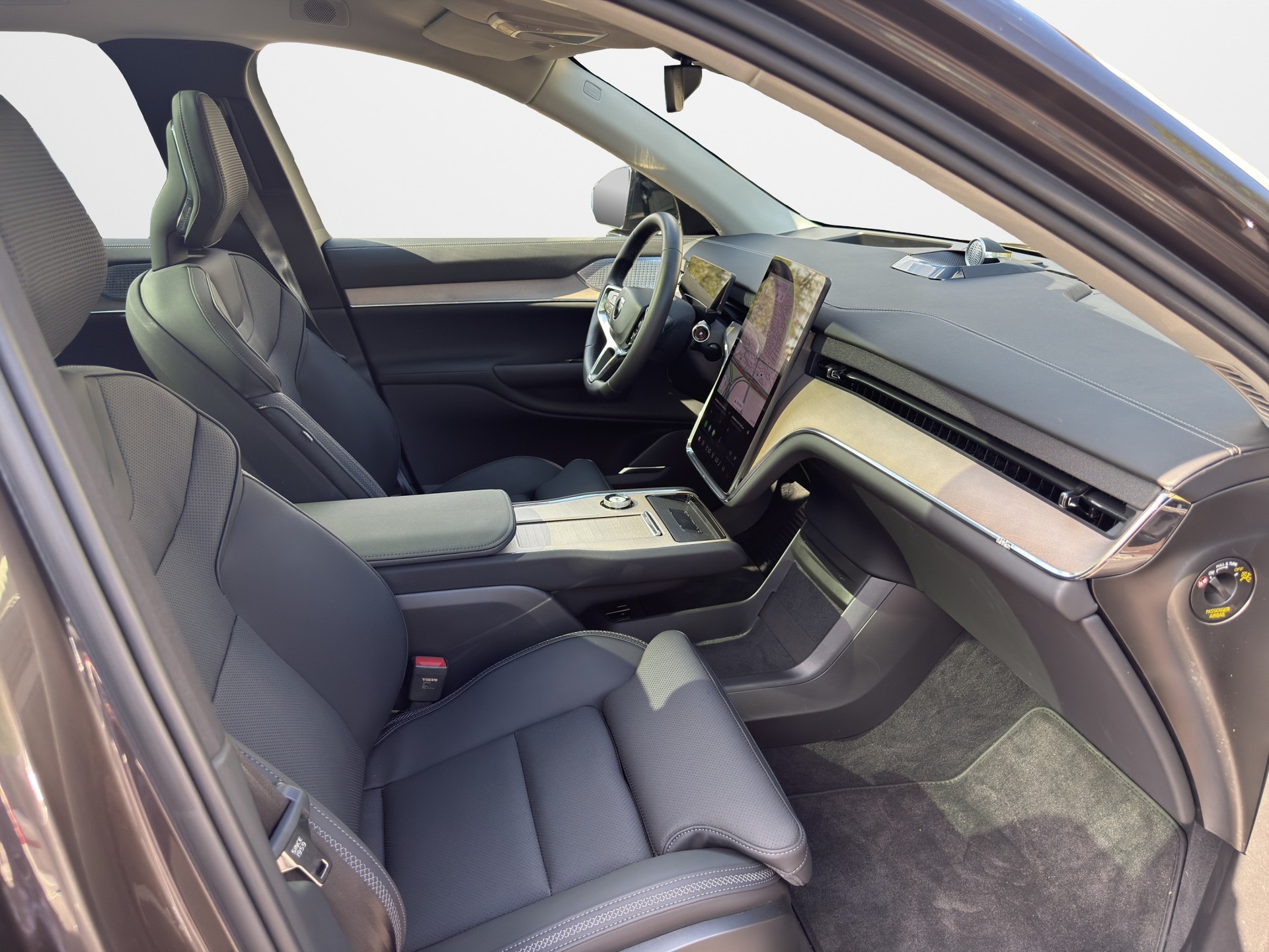 VOLVO EX90 Twin Ultra AWD-image-8