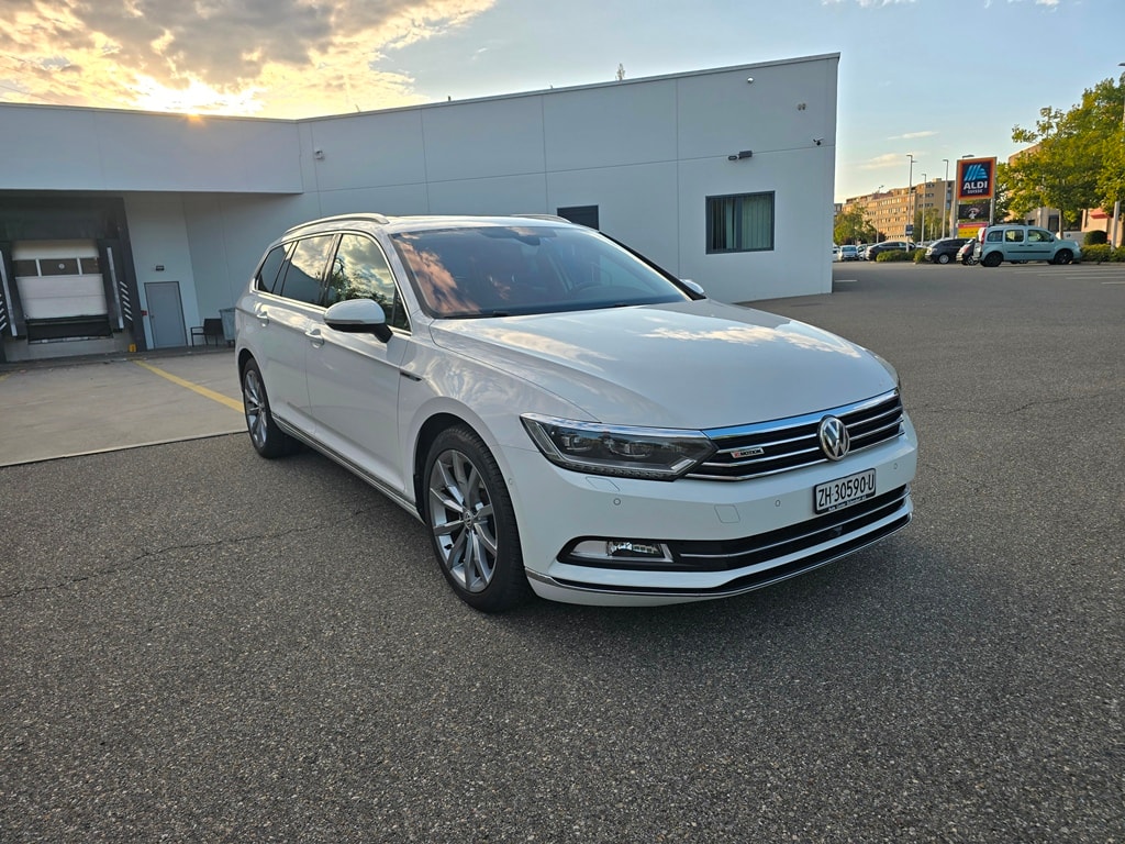 VW Passat Variant 2.0 TDI 190 SCR Highl. DSG 4m-image-11