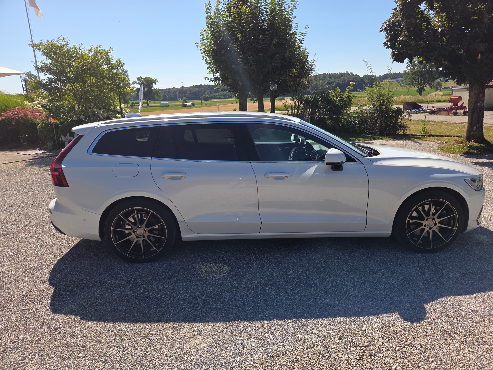 VOLVO 2.0 T6 TE Inscription eAWD-image-3