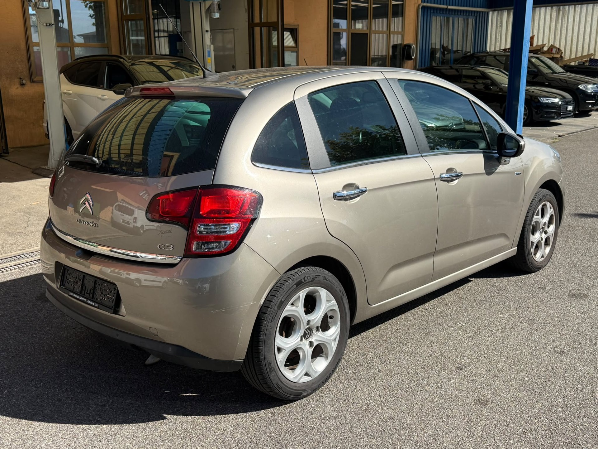 CITROEN C3 1.4i 16V Exclusive-image-3