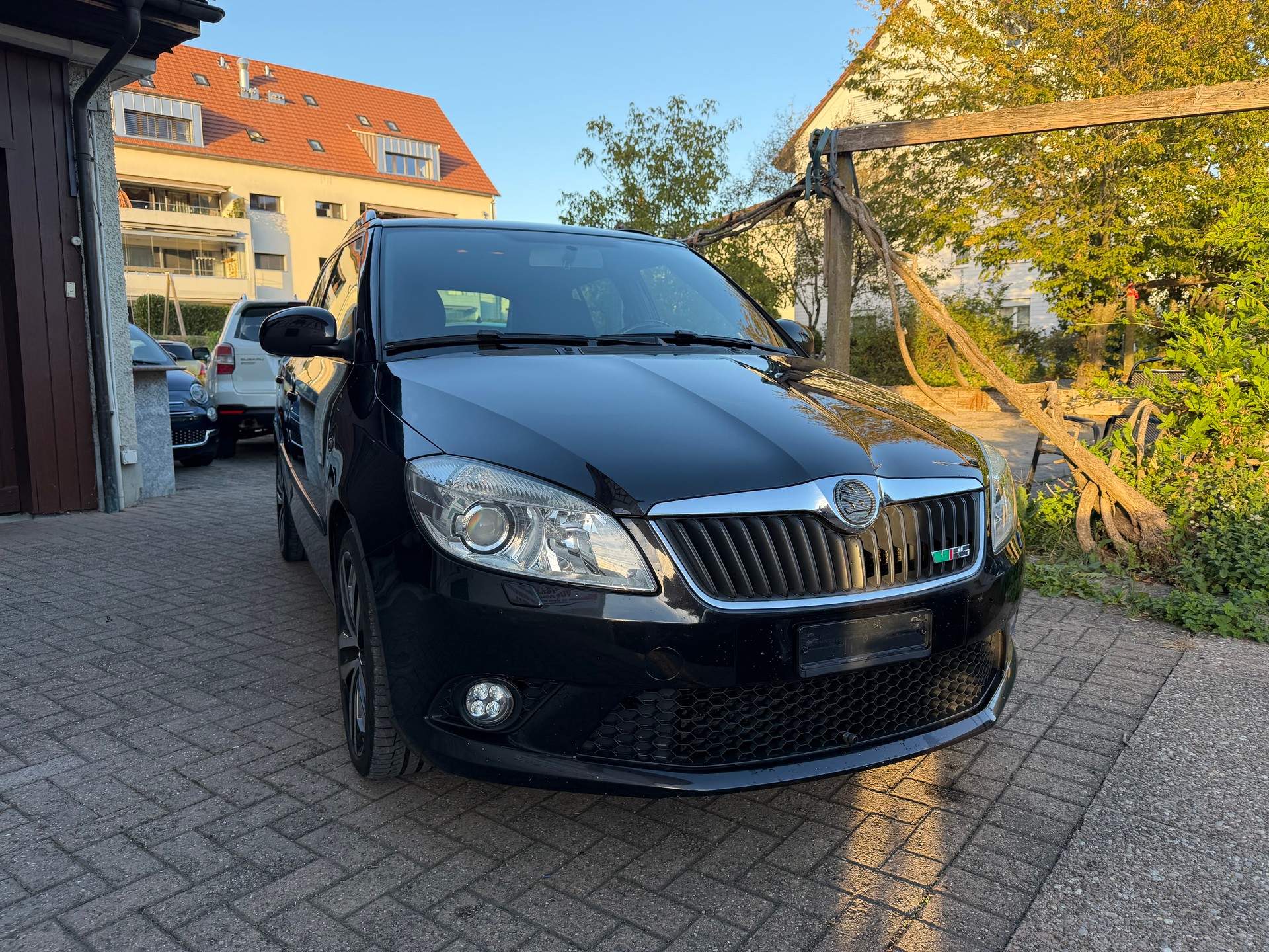SKODA Fabia 1.4 TSI RS DSG-image-1