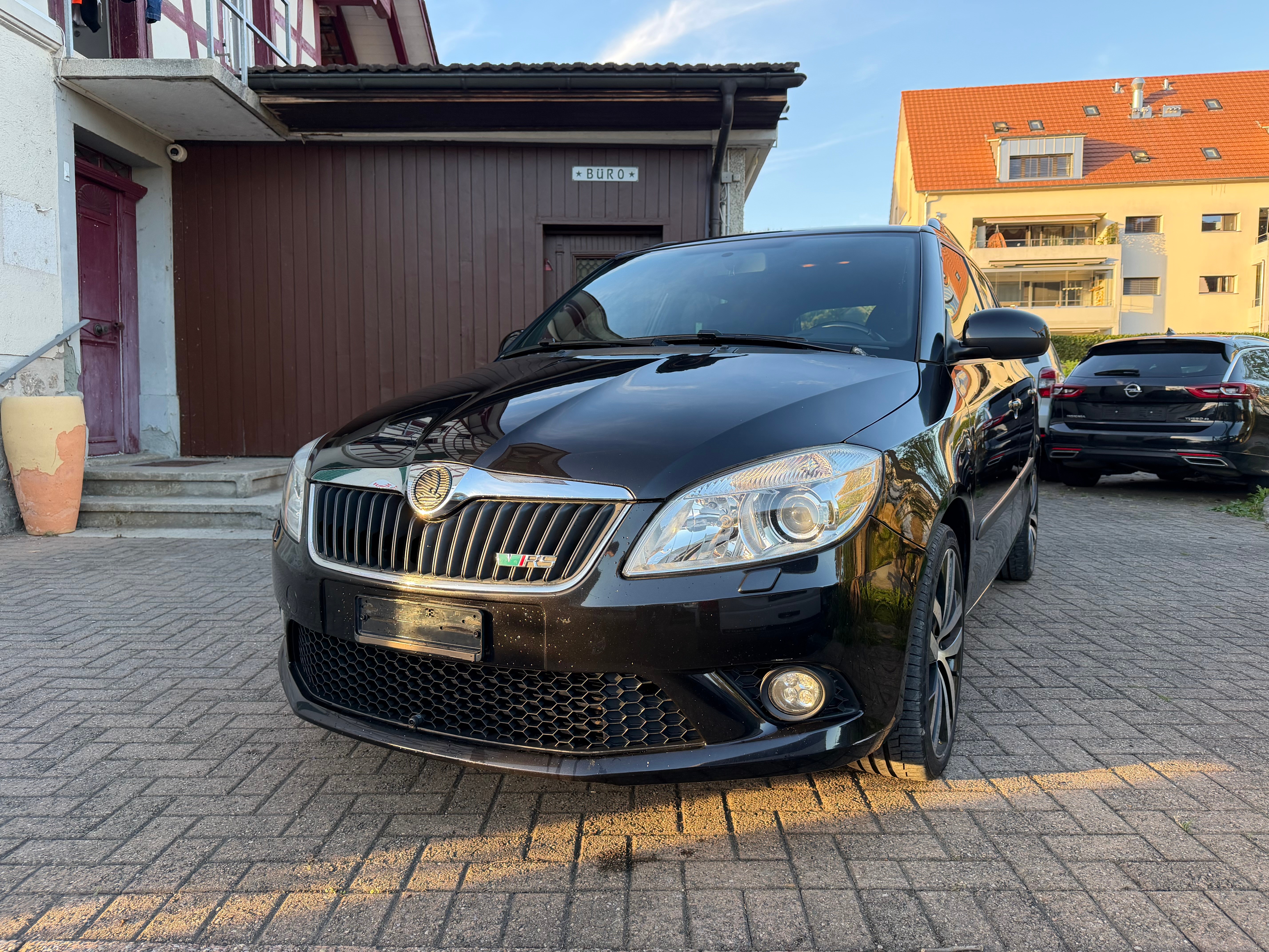 Car photo