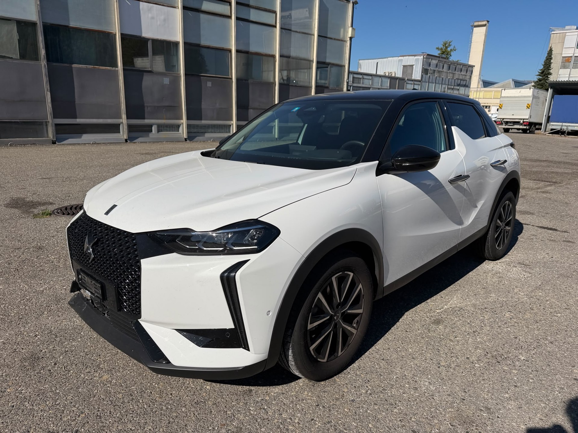 DS AUTOMOBILES DS 3 1.2 MHEV Pallas-image-1
