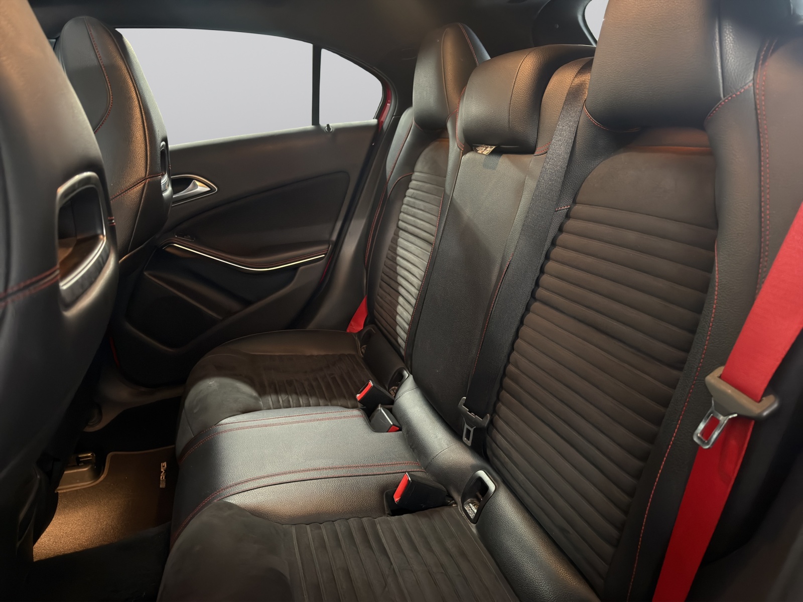 MERCEDES-BENZ A 45 AMG 4Matic Speedshift 7G-DCT-image-8