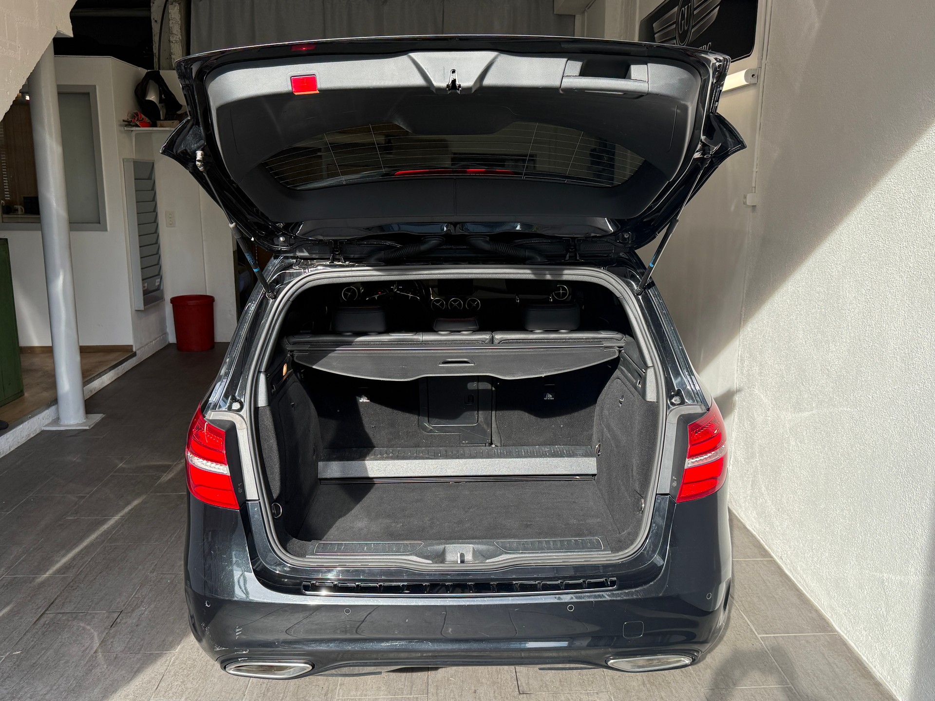 MERCEDES-BENZ B 220 CDI AMG Line 4Matic 7G-DCT Ab 185.- pro Monat Panormadach-image-8
