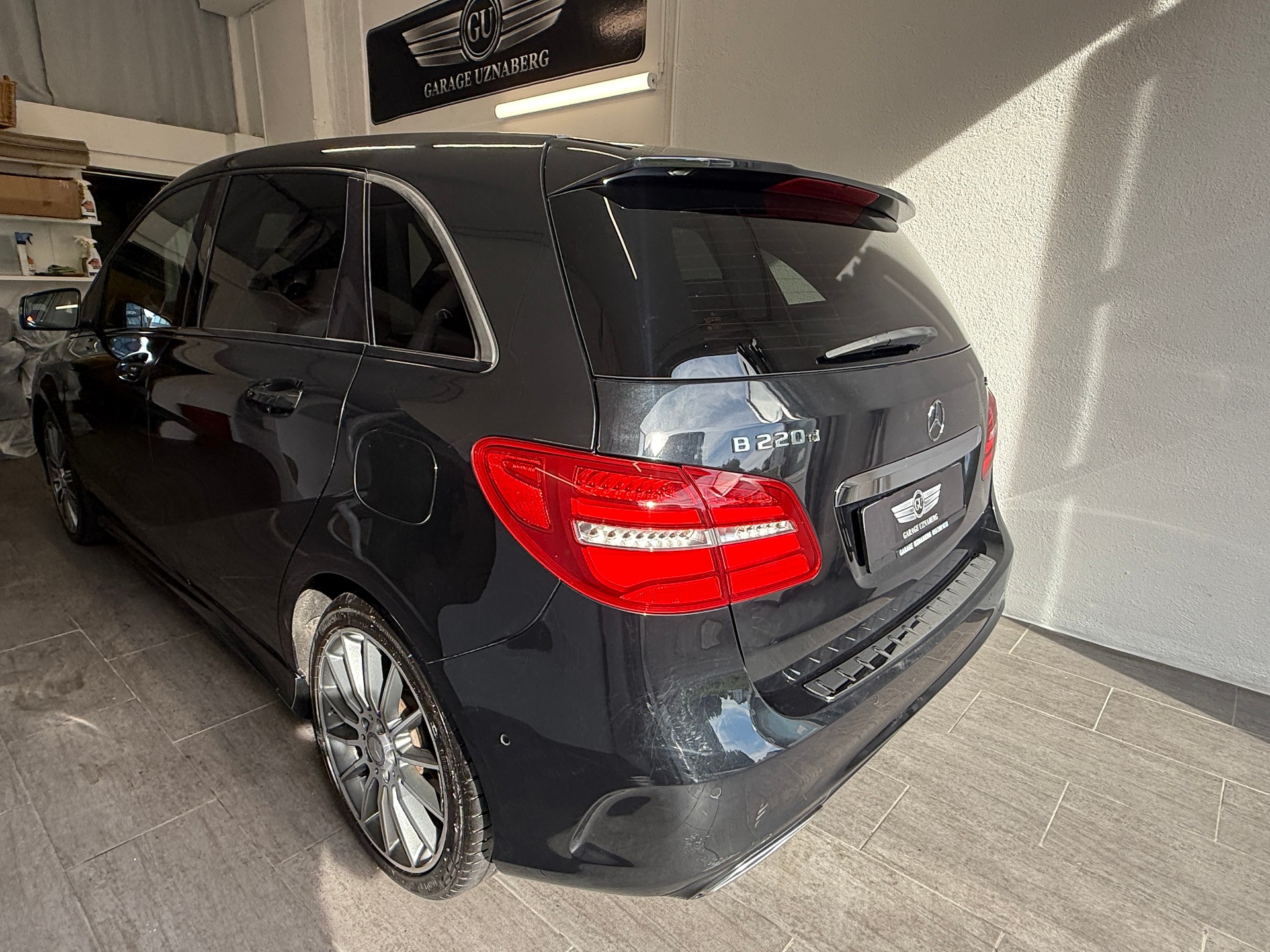 MERCEDES-BENZ B 220 CDI AMG Line 4Matic 7G-DCT Ab 185.- pro Monat Panormadach-image-2
