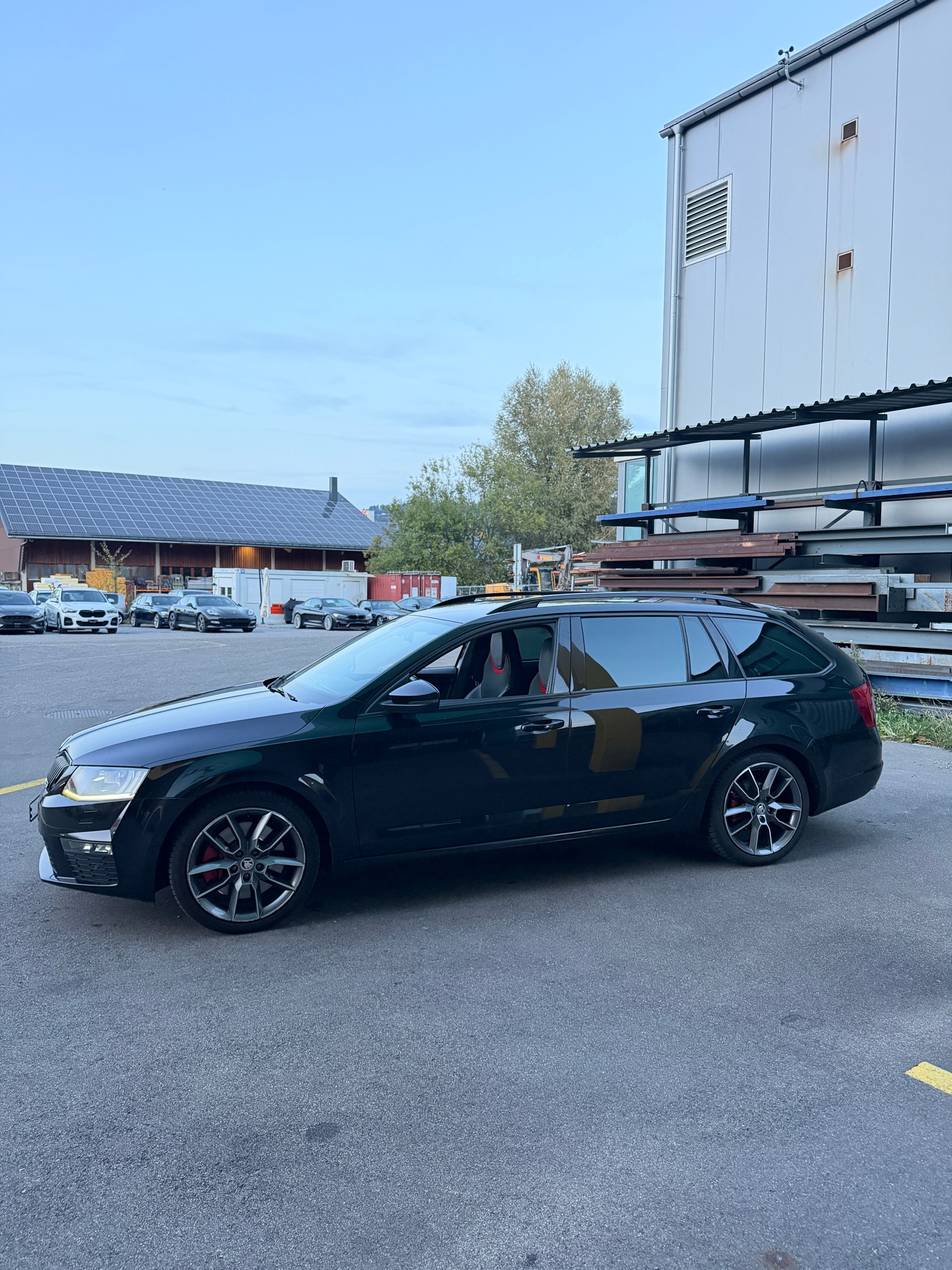 SKODA Octavia Combi 2.0 TDI RS-image-3
