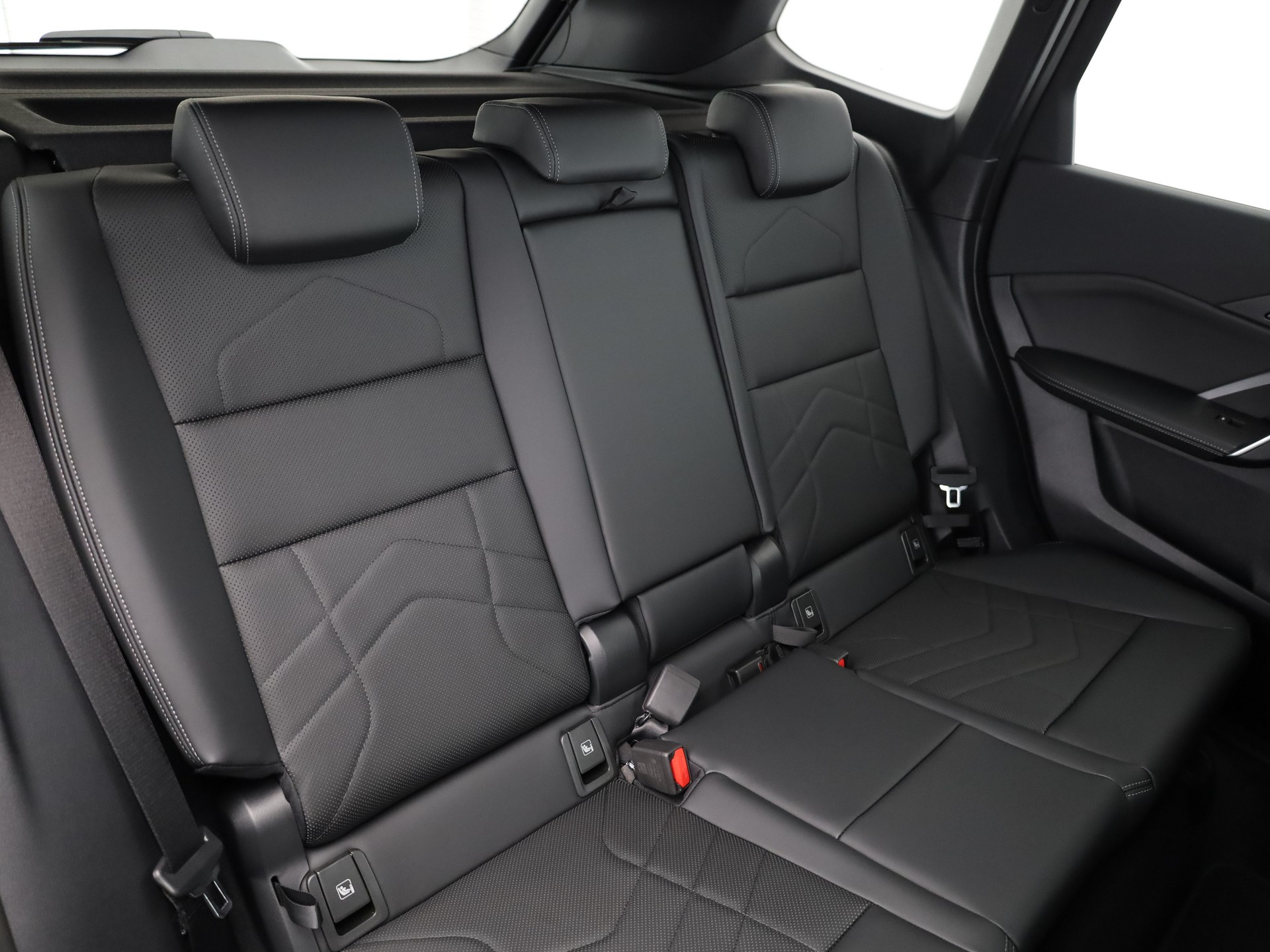 BMW X1 xDrive 20d 48V M Sport-image-12