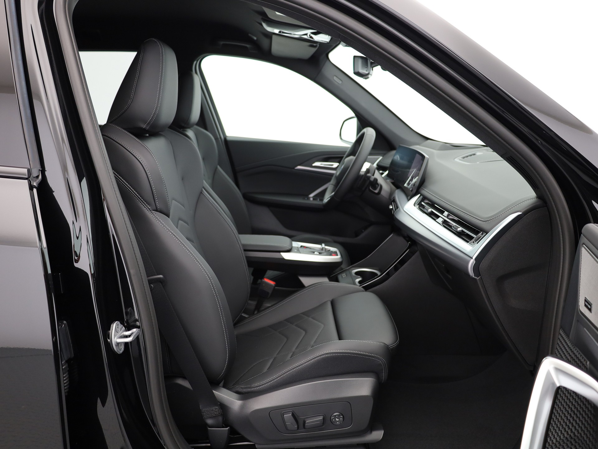 BMW X1 xDrive 20d 48V M Sport-image-14