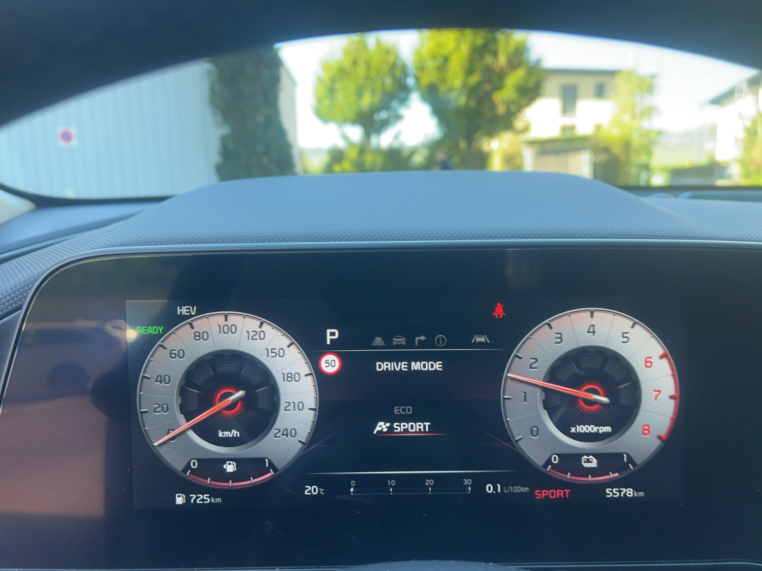 KIA Niro 1.6 GDi Plug-in Hybrid Style-image-12