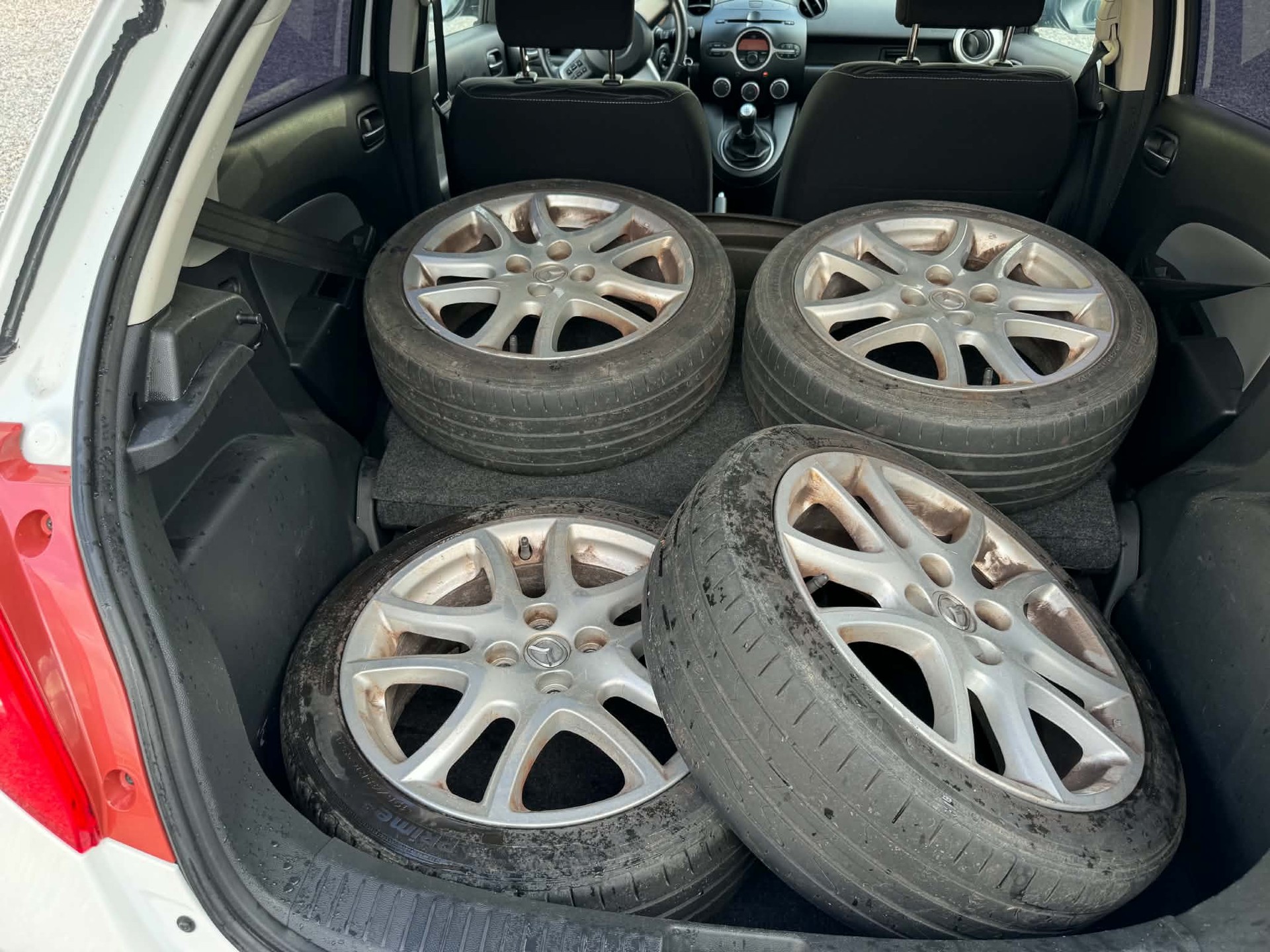 MAZDA 2 1.3i 16V Exclusive-image-8