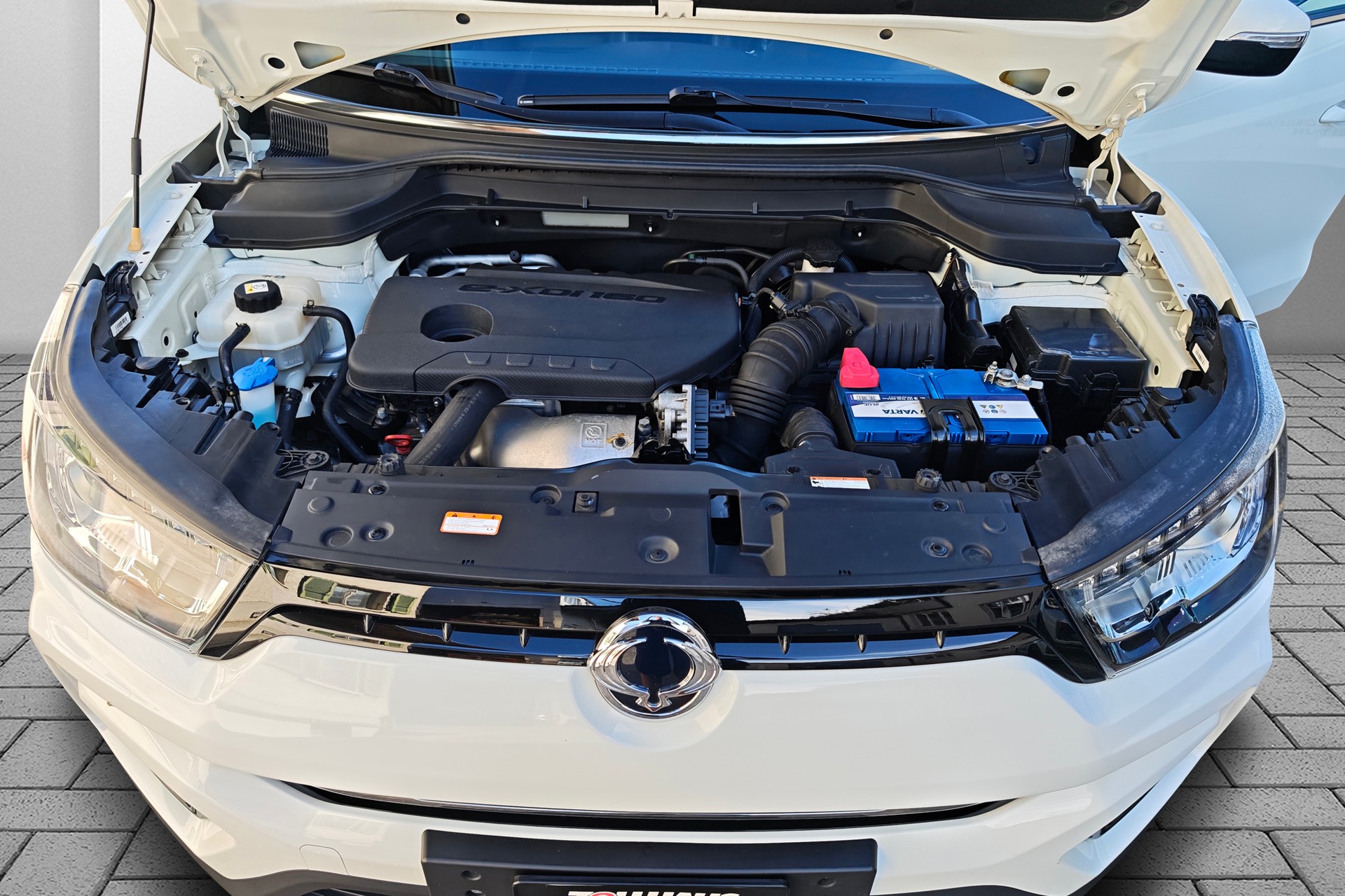 KGM-SsangYong Tivoli 1.6 eXDi Sapphire 4WD Automatic-image-15