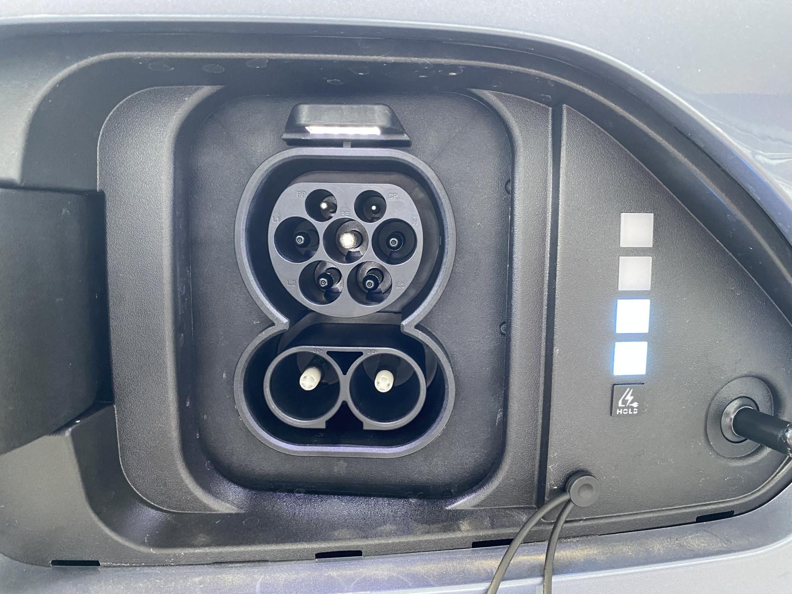 HYUNDAI Kona 65,4 kWh Electric Vertex-image-17