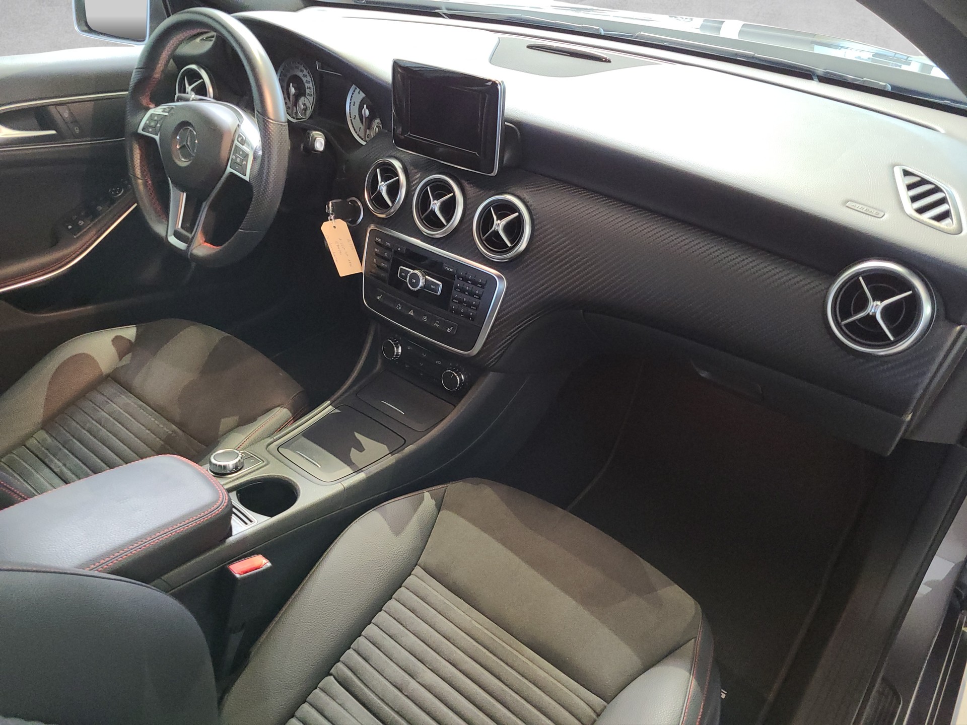 MERCEDES-BENZ A 220 4M AMG W176-image-8