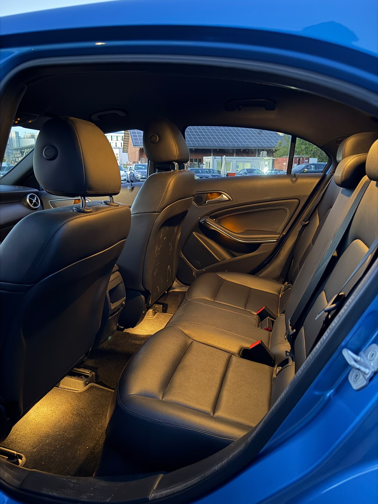 MERCEDES-BENZ A 180 Style 7G-DCT-image-14