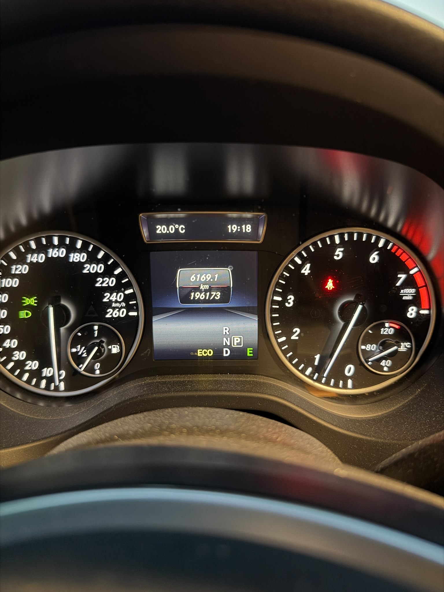 MERCEDES-BENZ A 180 Style 7G-DCT-image-12
